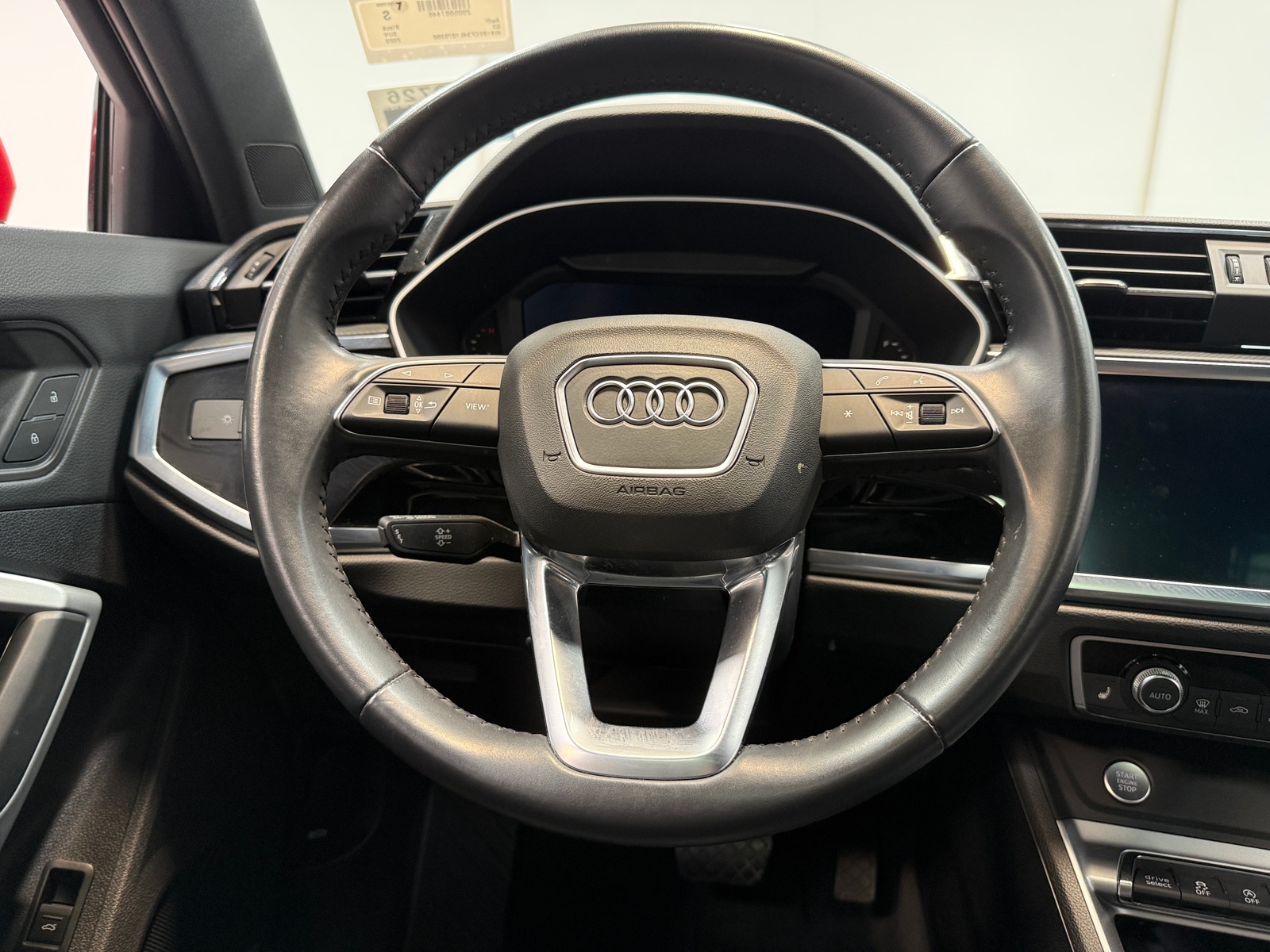 Thumbnail: 2020 Audi Q3 - 4