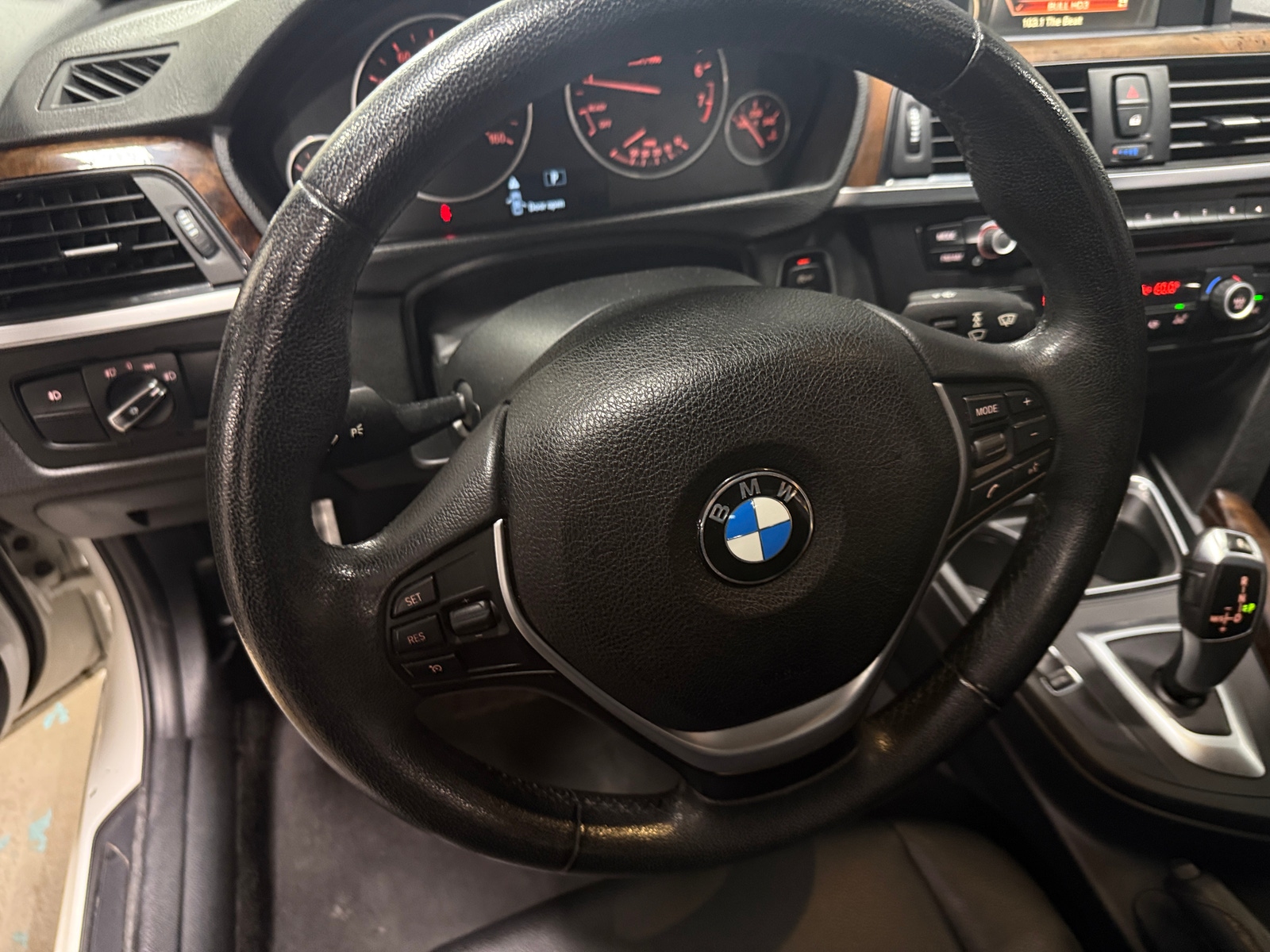 Thumbnail: 2015 BMW 3 Series - 4