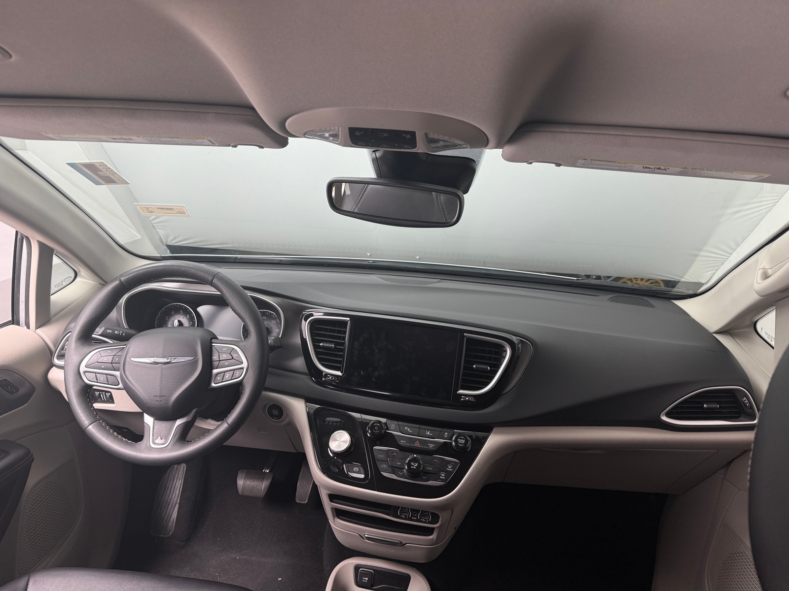 Thumbnail: 2024 Chrysler Pacifica - 2