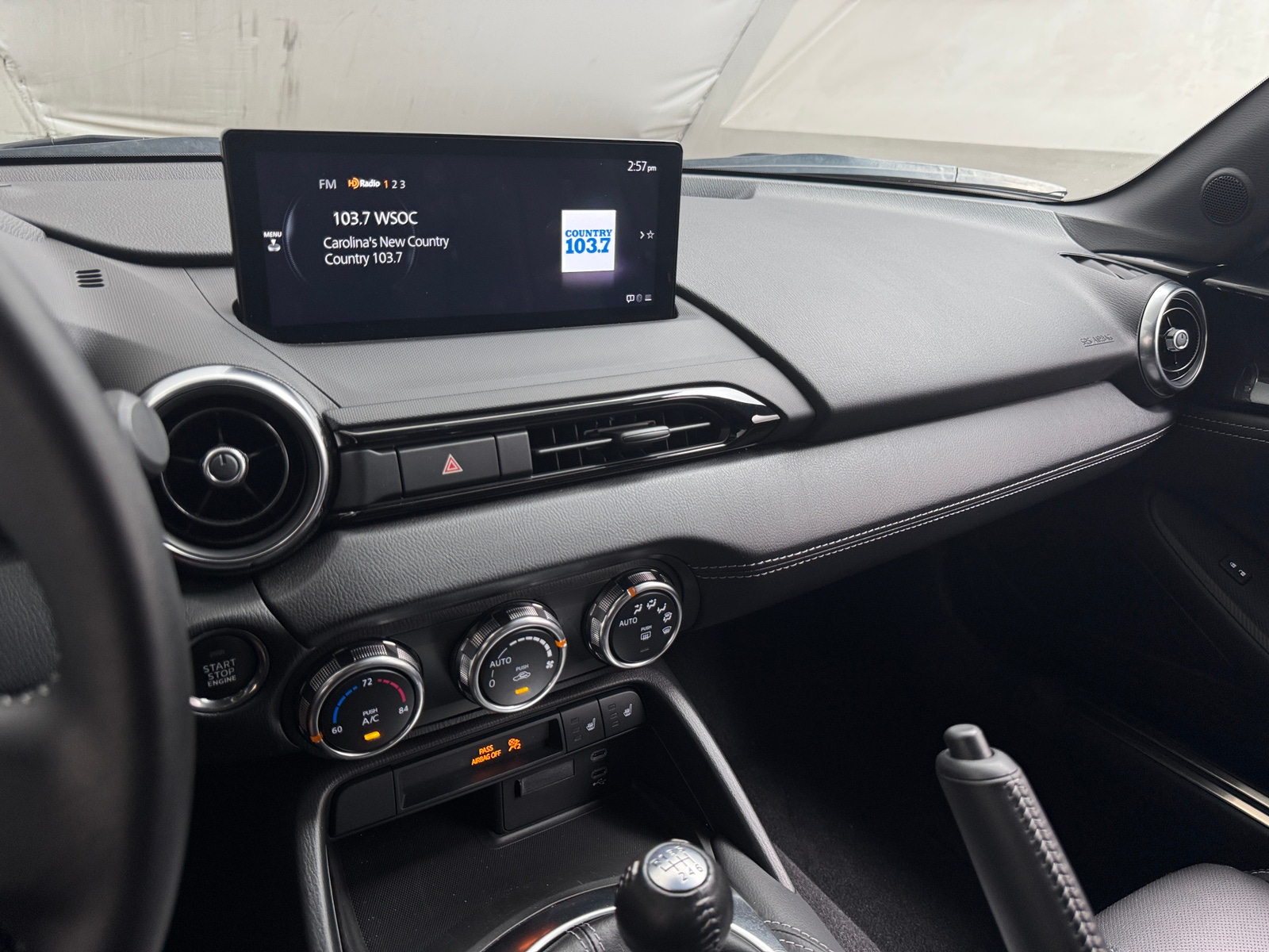 Thumbnail: 2025 Mazda MX-5 Miata - 3