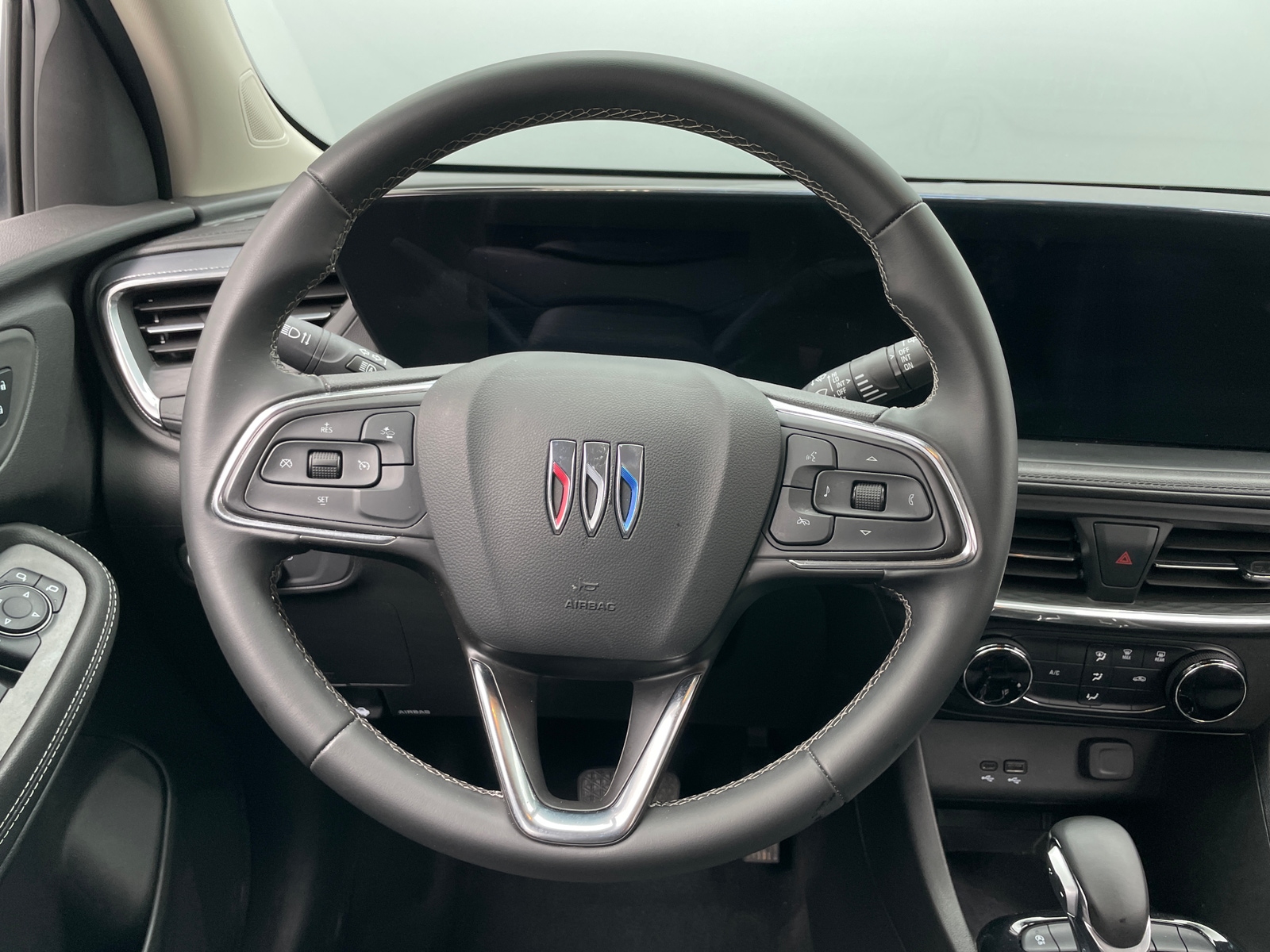 Thumbnail: 2026 Buick Encore GX - 5