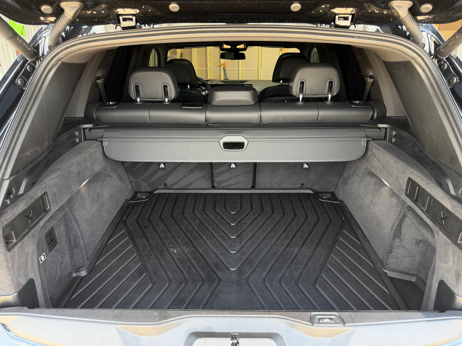 Thumbnail: 2025 BMW X5 - 6