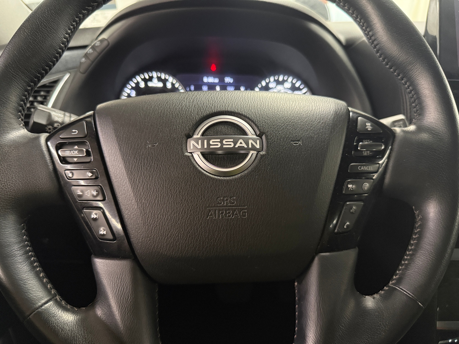 Thumbnail: 2021 Nissan Armada - 5