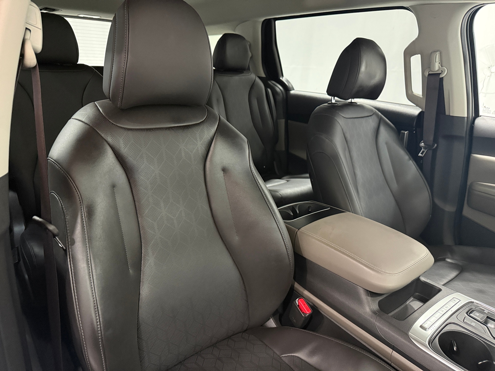 Thumbnail: 2026 Kia Carnival - 2