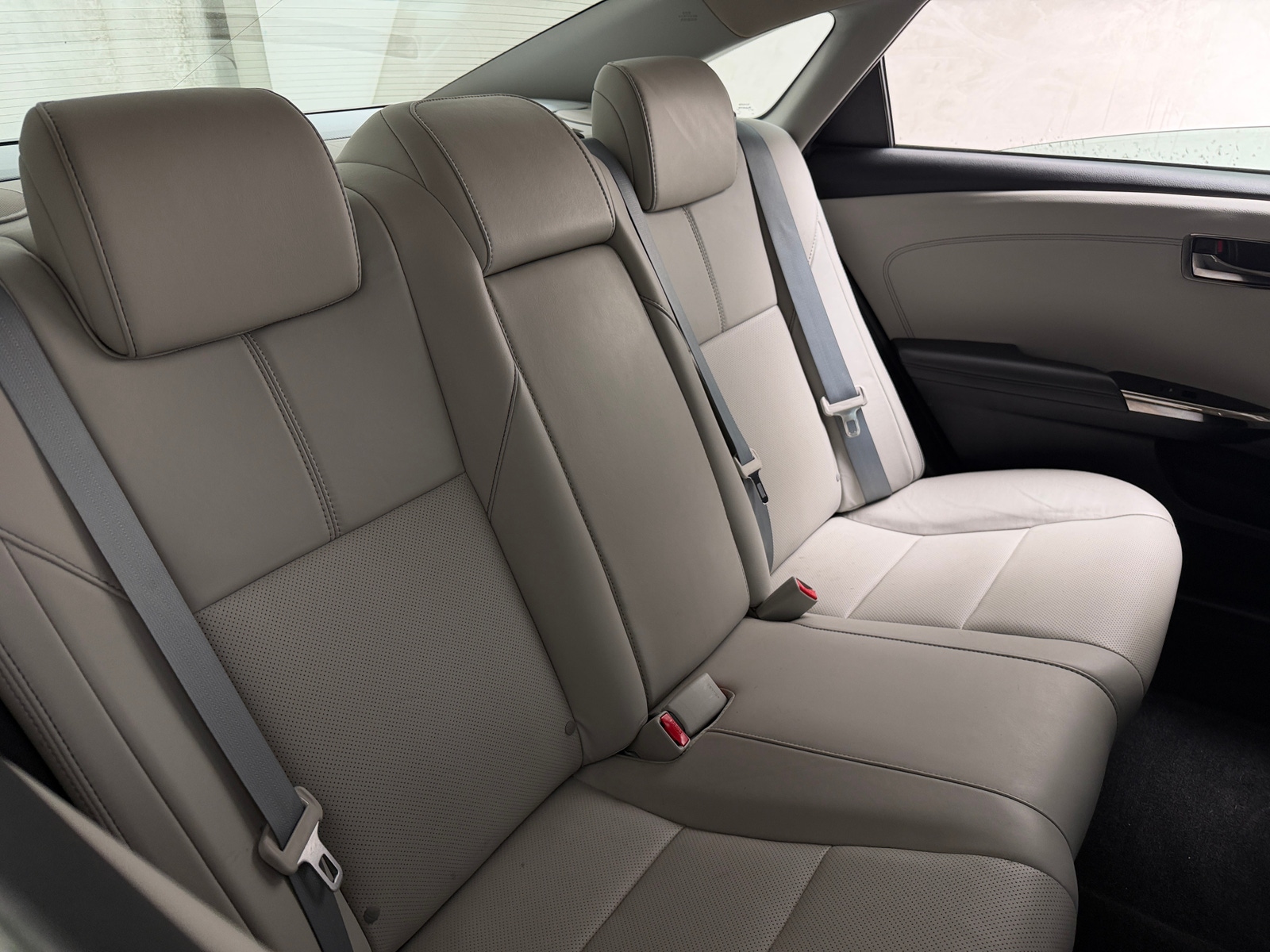 Thumbnail: 2016 Toyota Avalon - 6