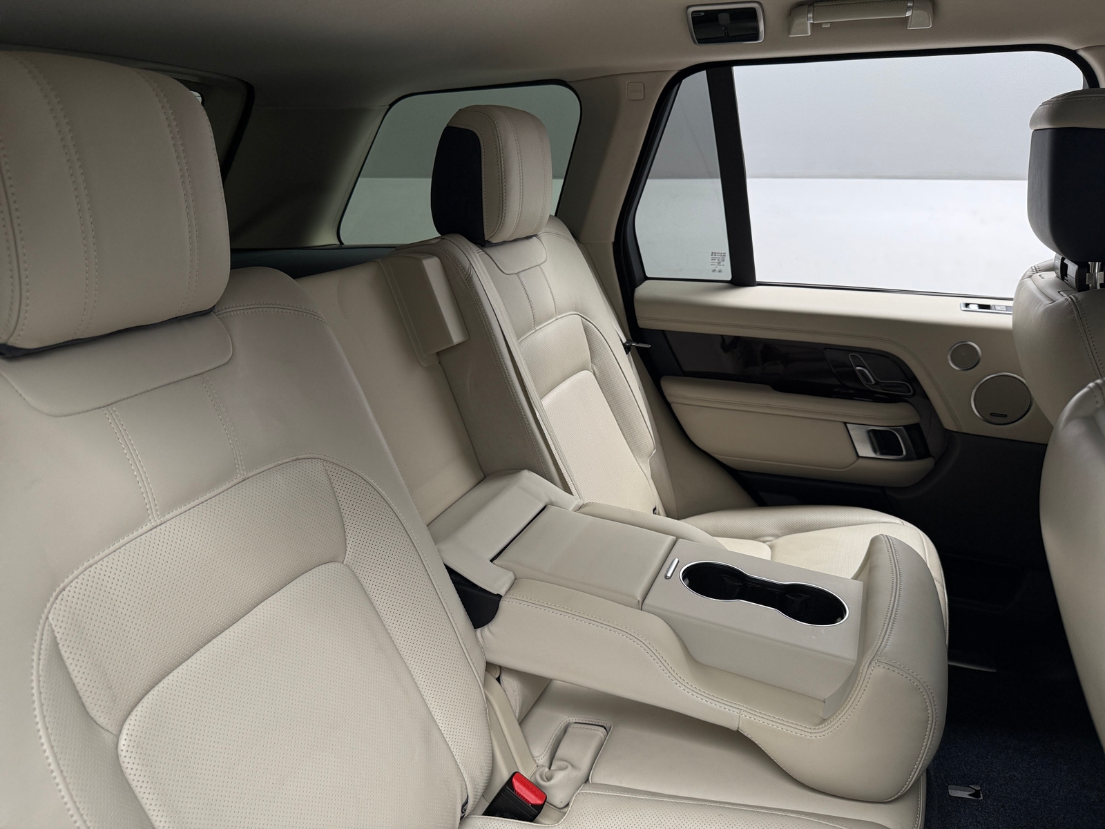 Thumbnail: 2020 Land Rover Range Rover - 5