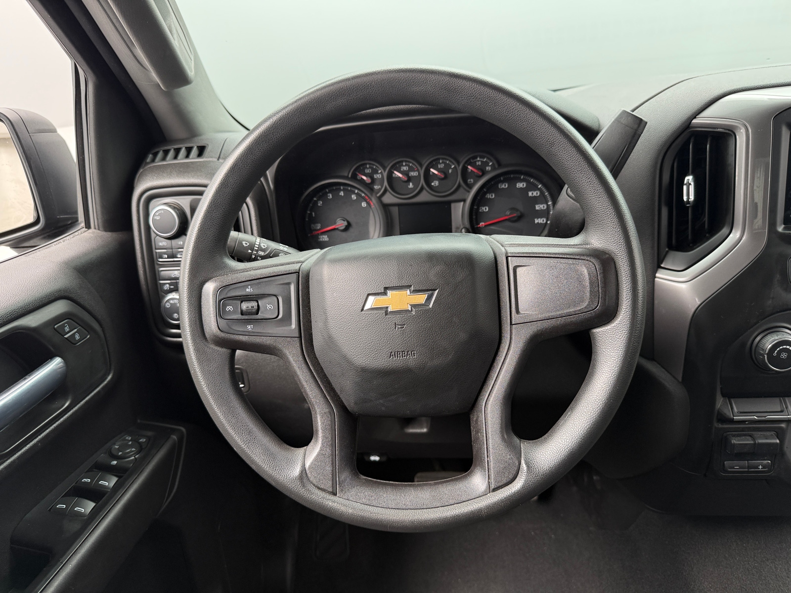Thumbnail: 2021 Chevrolet Silverado 1500 - 5