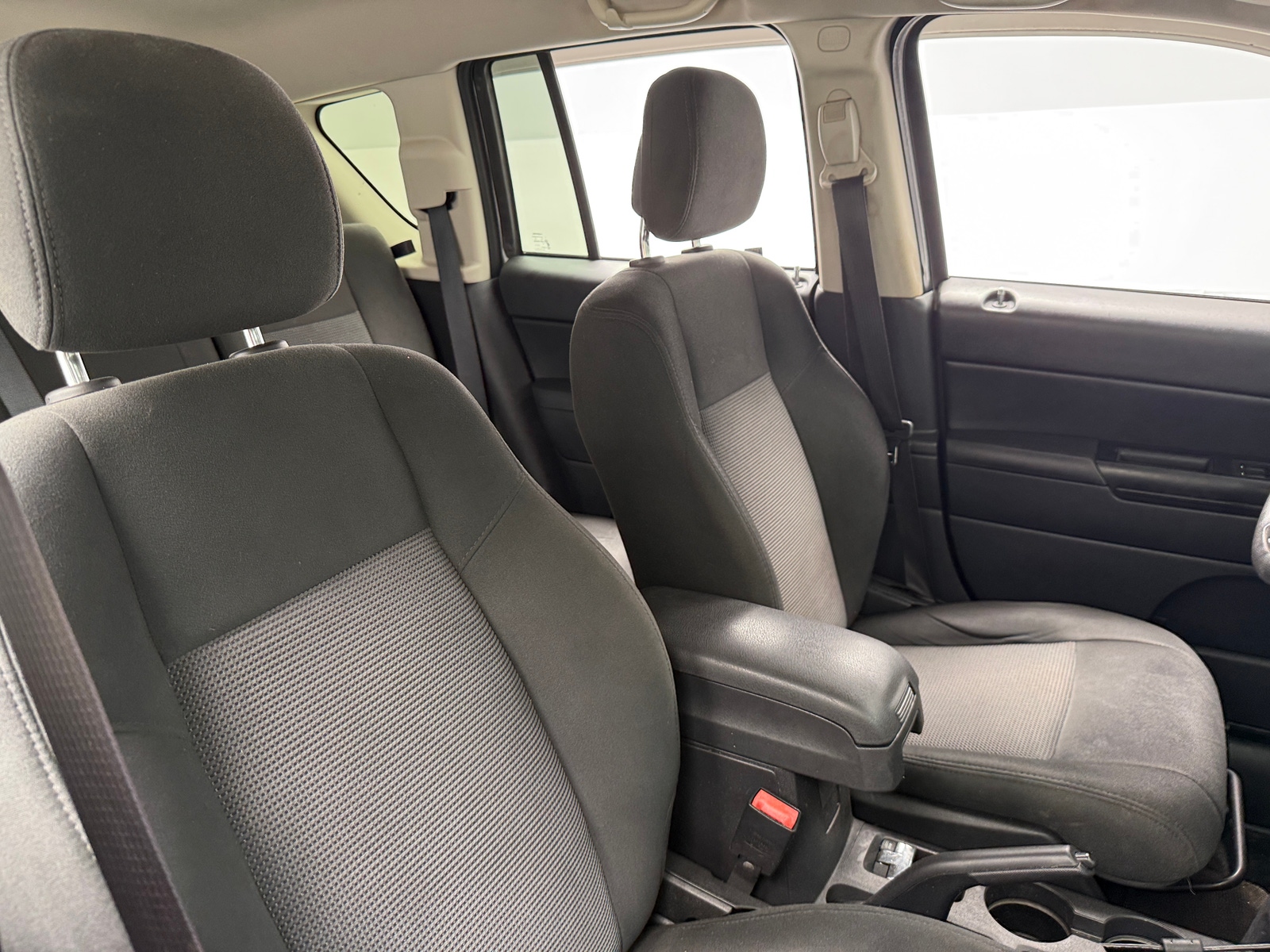 Thumbnail: 2016 Jeep Compass - 2
