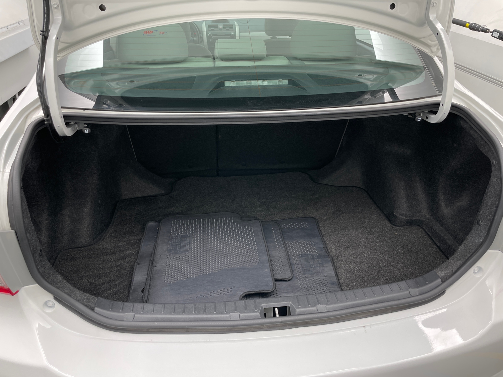Thumbnail: 2013 Toyota Corolla - 7