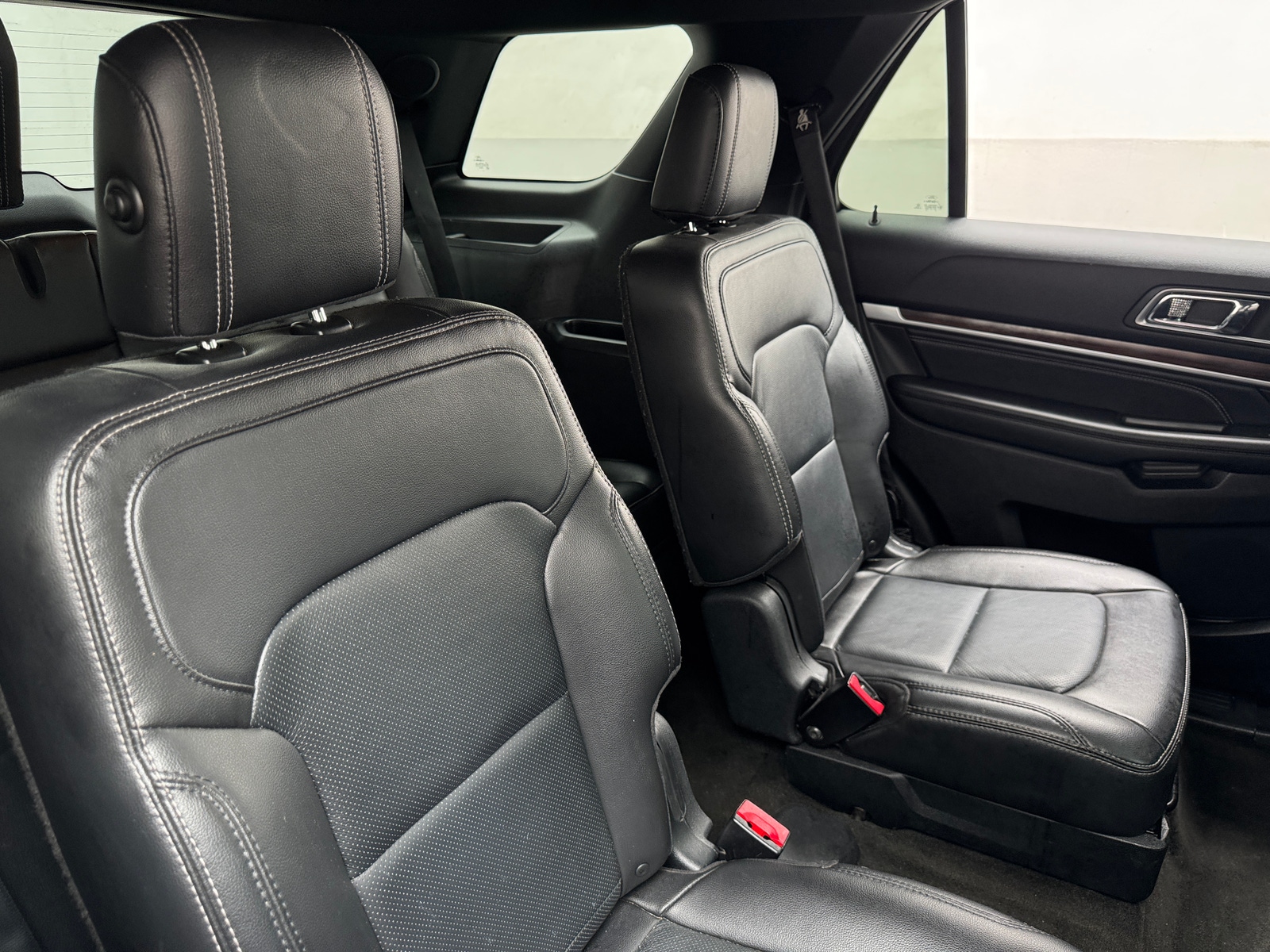 Thumbnail: 2017 Ford Explorer - 5