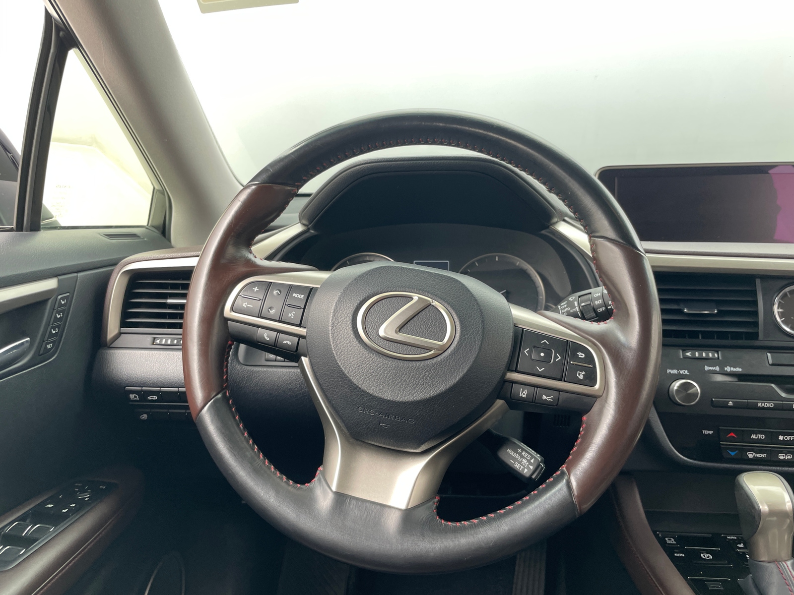 Thumbnail: 2018 Lexus RX - 4