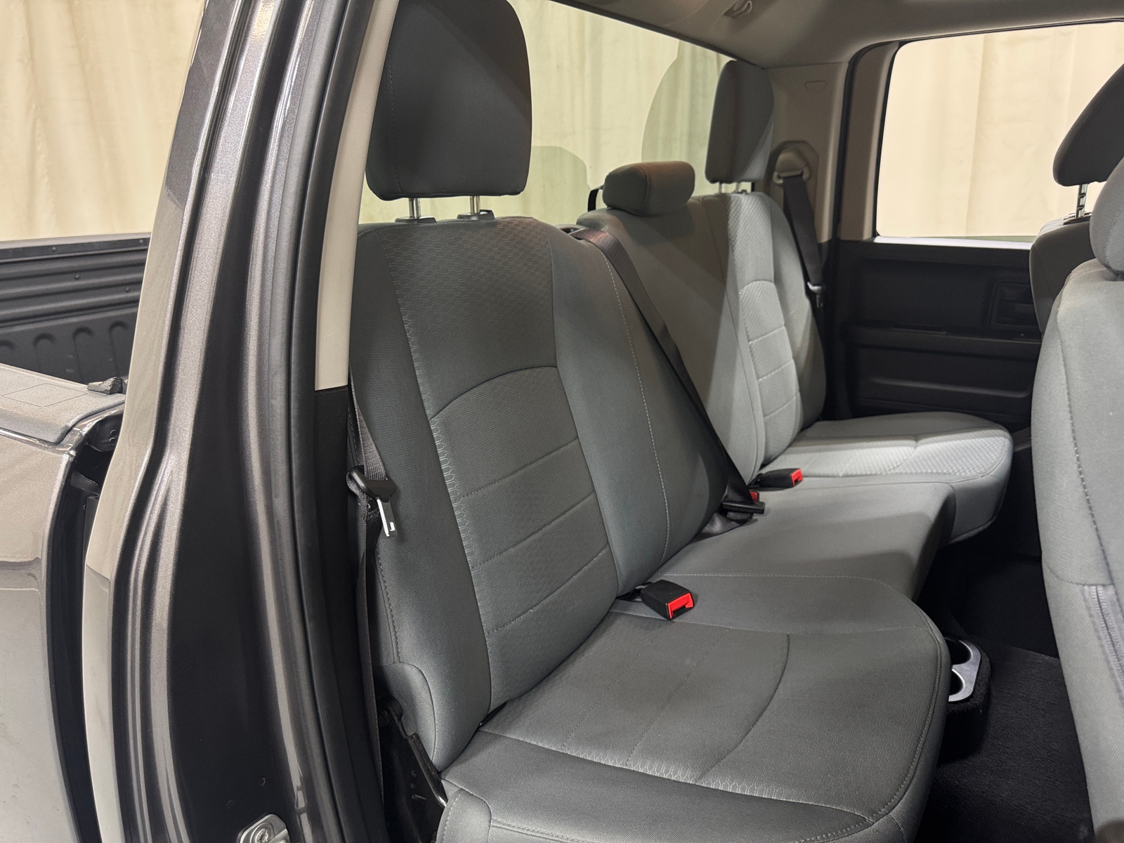 Thumbnail: 2020 RAM 1500 Classic - 5
