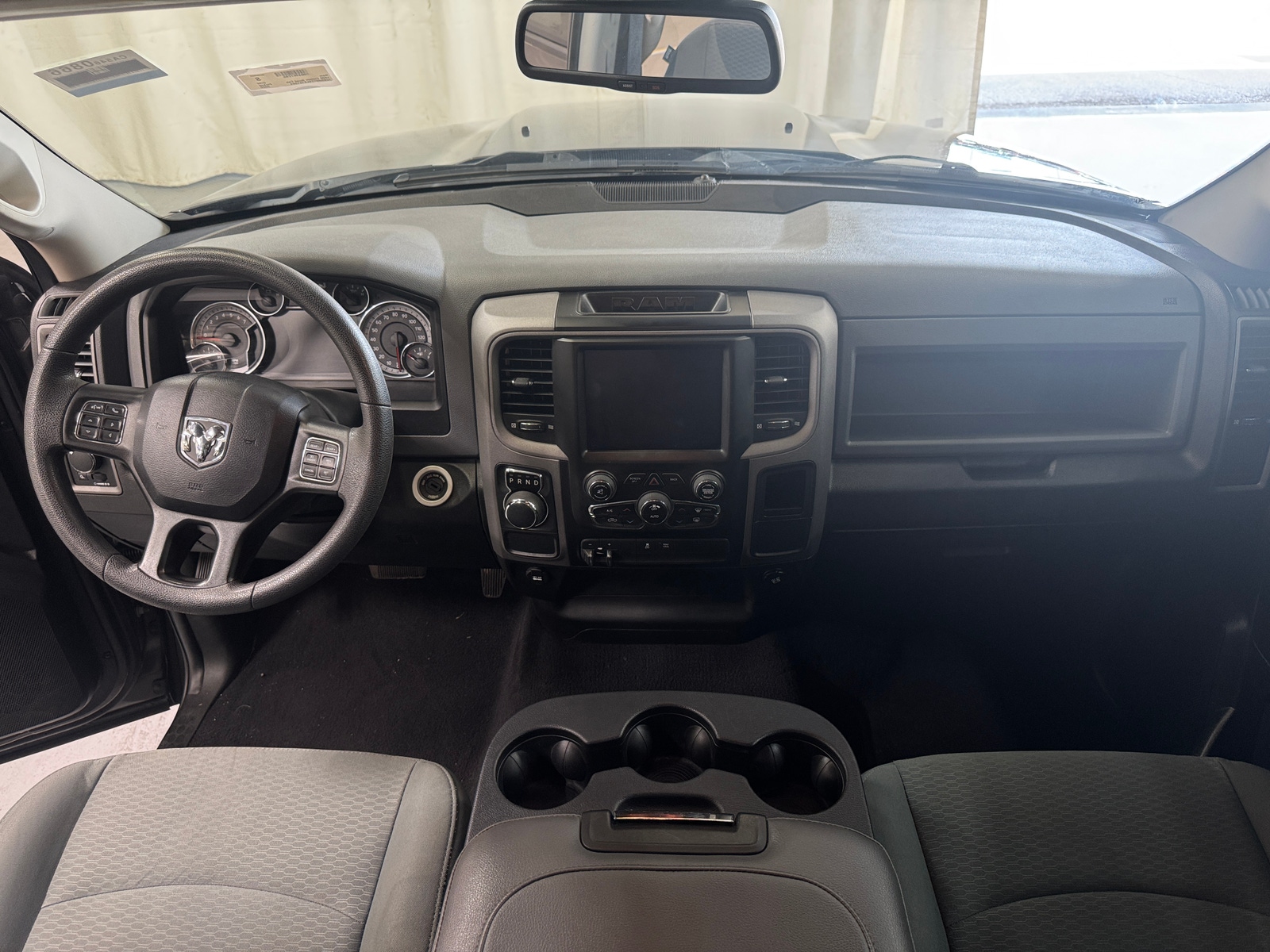 Thumbnail: 2020 RAM 1500 Classic - 2