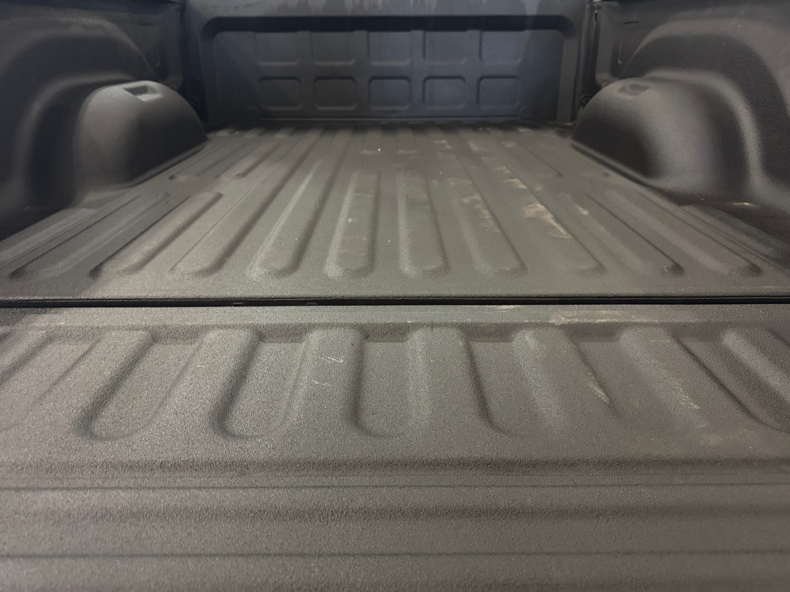 Thumbnail: 2020 RAM 1500 Classic - 6