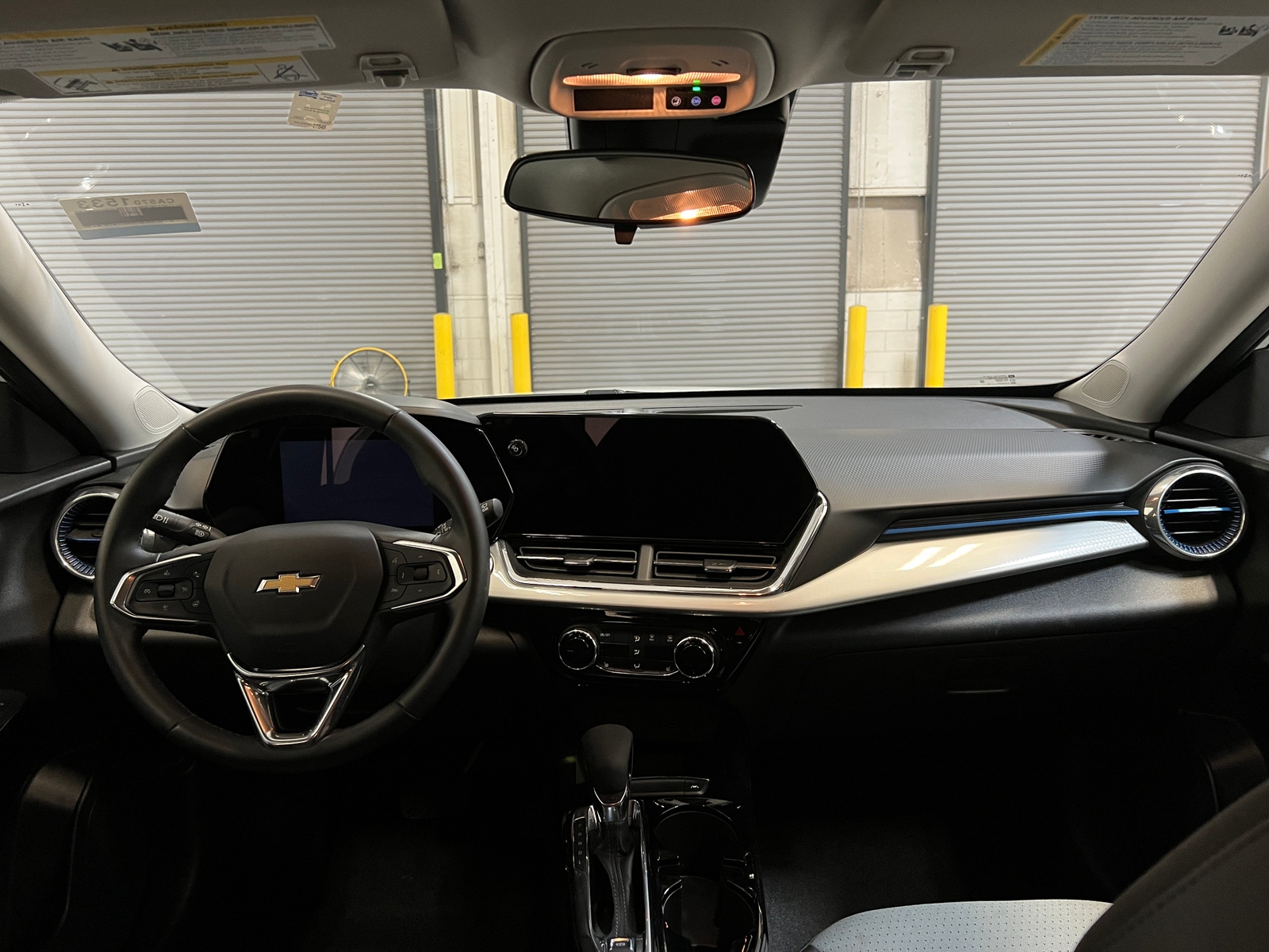 Thumbnail: 2025 Chevrolet Trax - 3