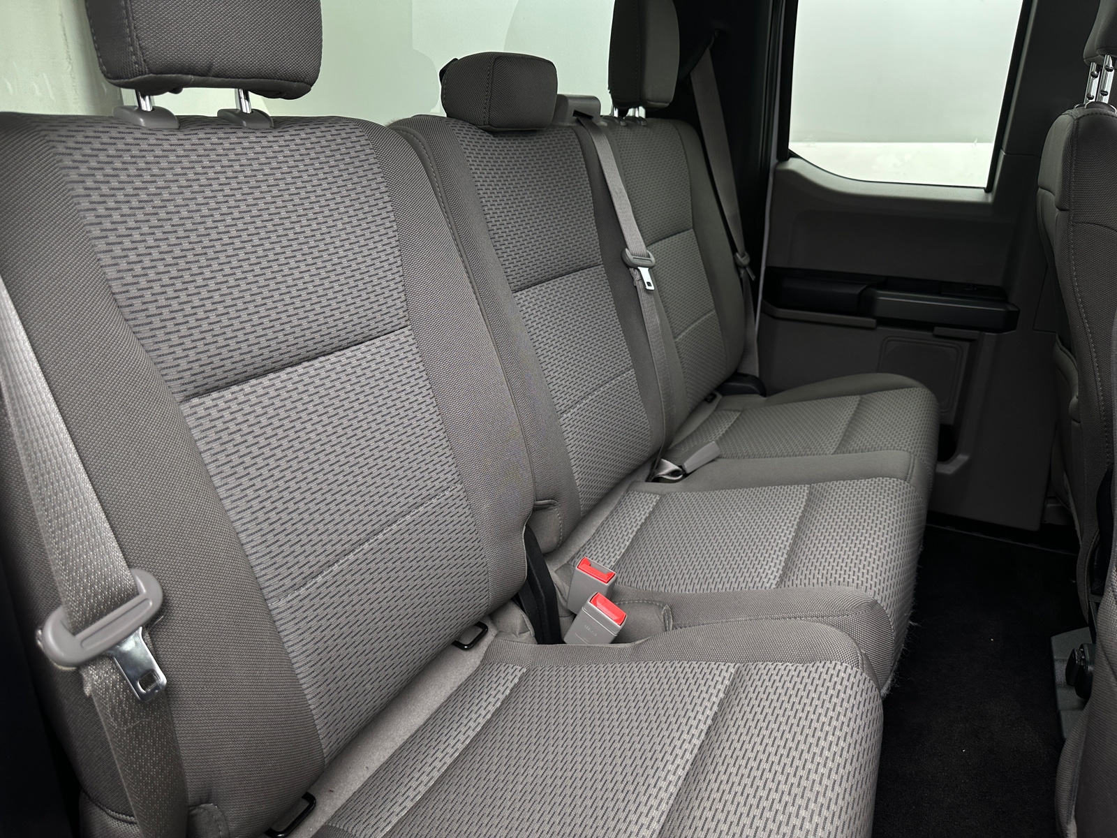 Thumbnail: 2019 Ford Econoline - 6