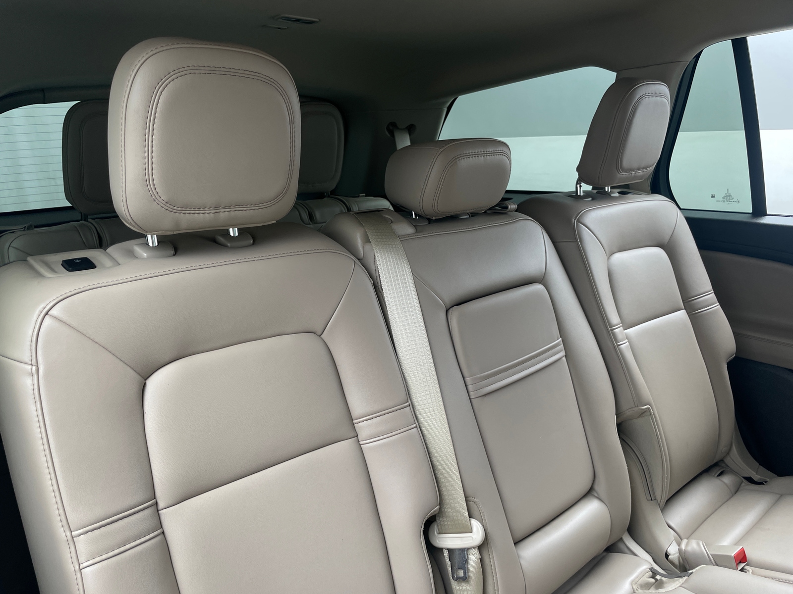 Thumbnail: 2023 Lincoln Aviator - 5