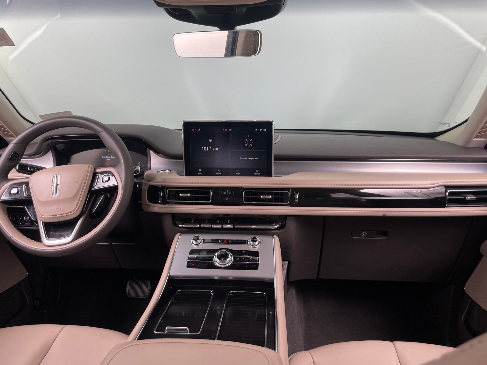 Thumbnail: 2023 Lincoln Aviator - 2