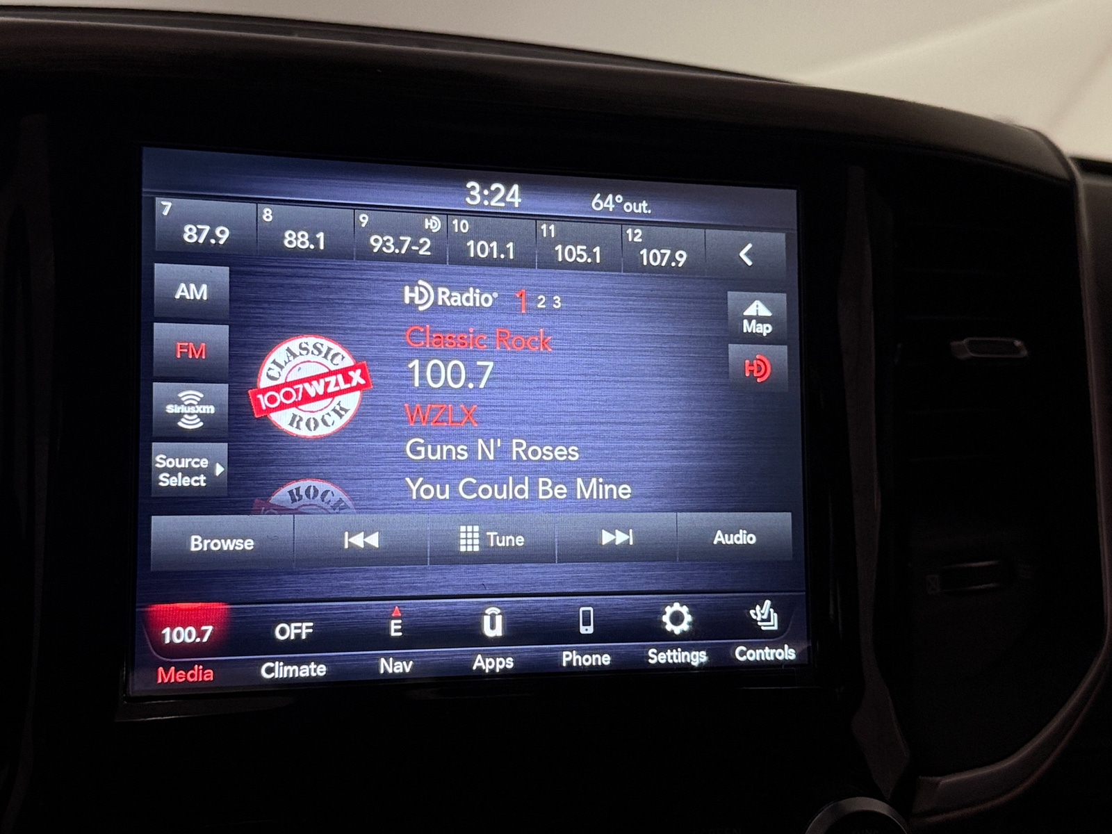 Thumbnail: 2020 RAM 1500 - 3