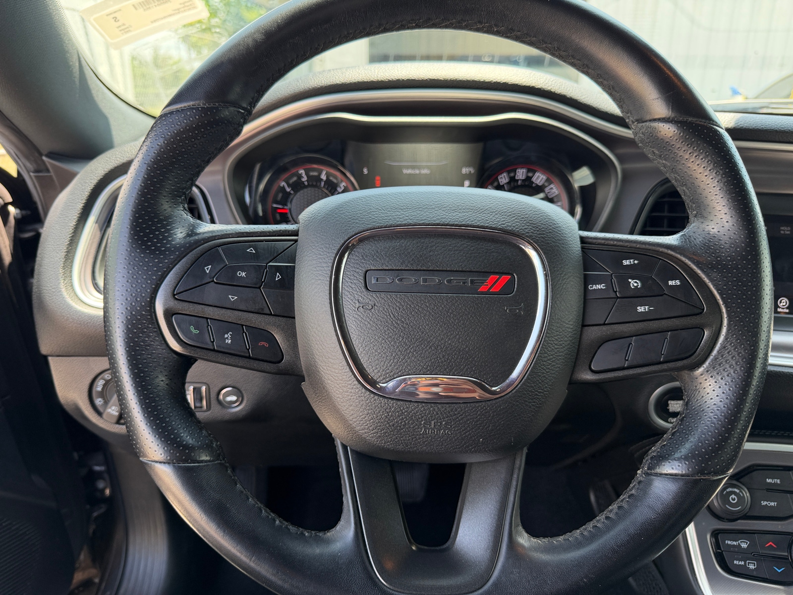 Thumbnail: 2021 Dodge Challenger - 4