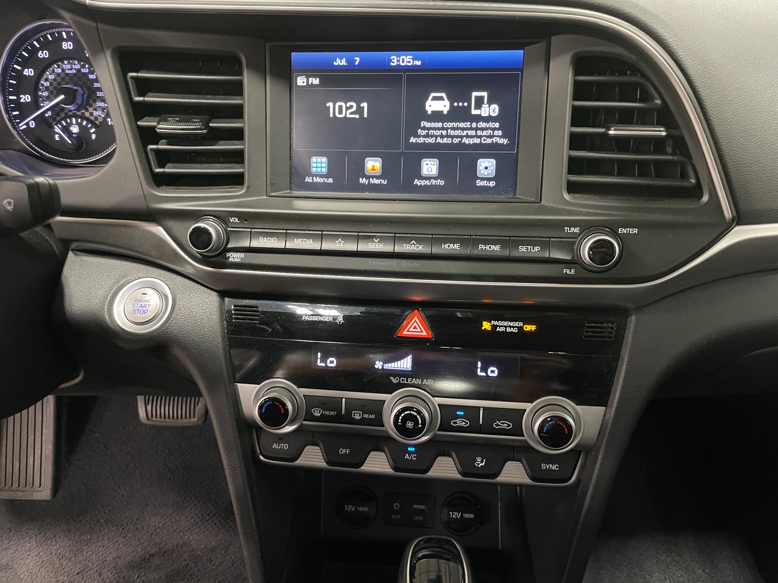 Thumbnail: 2019 Hyundai Elantra - 4