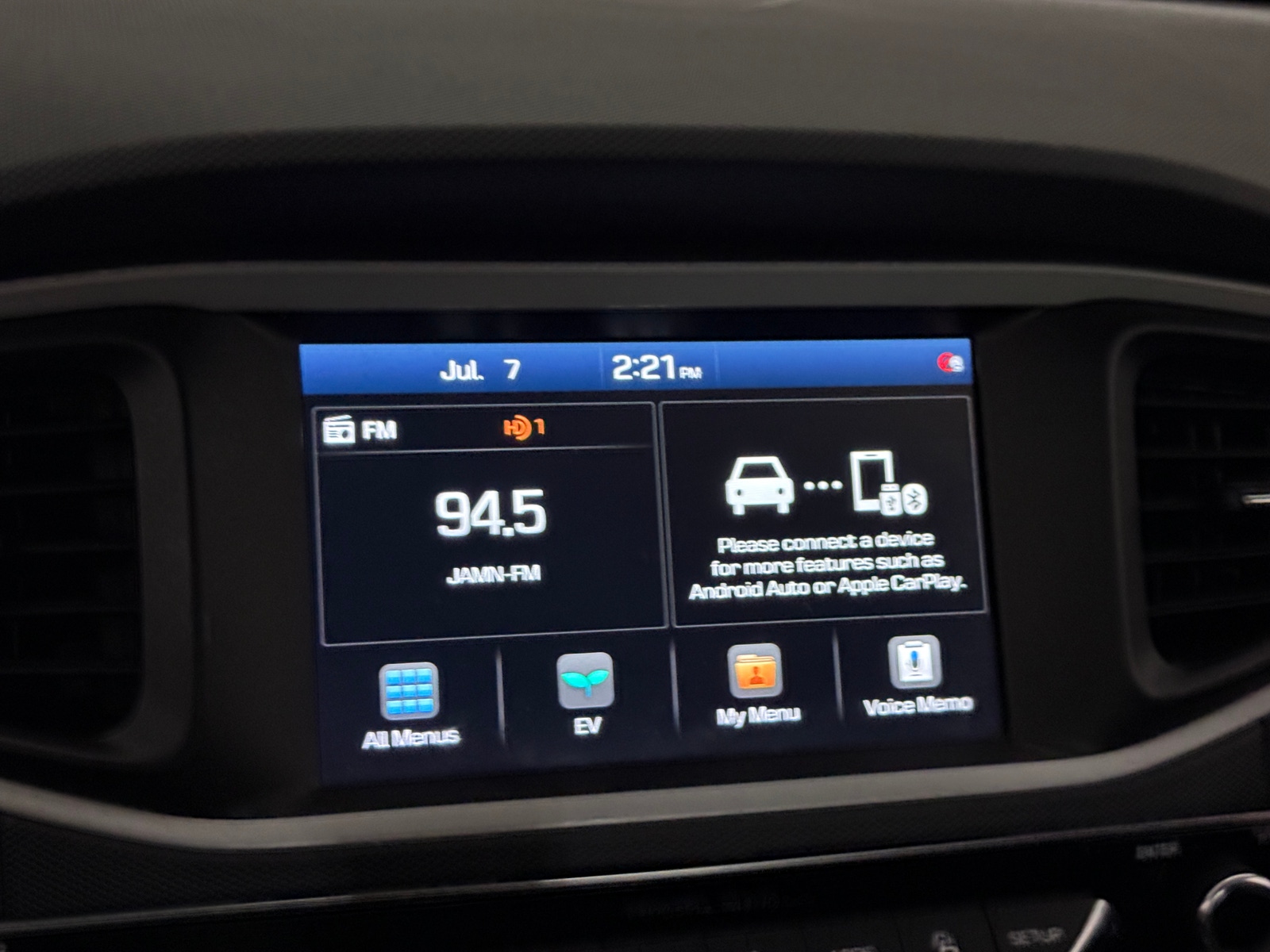 Thumbnail: 2019 Hyundai Ioniq - 4