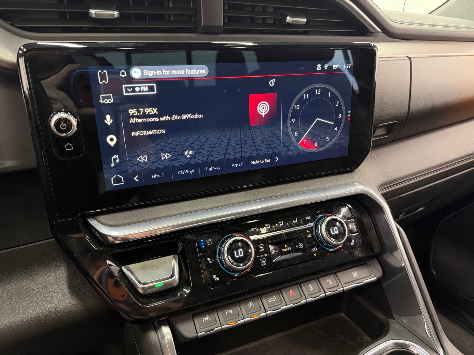 Thumbnail: 2024 GMC Sierra 1500 - 3