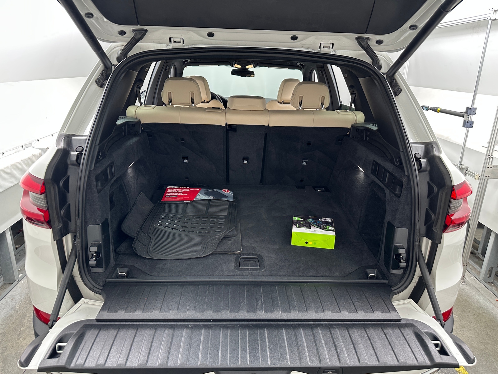 Thumbnail: 2021 BMW X5 - 6