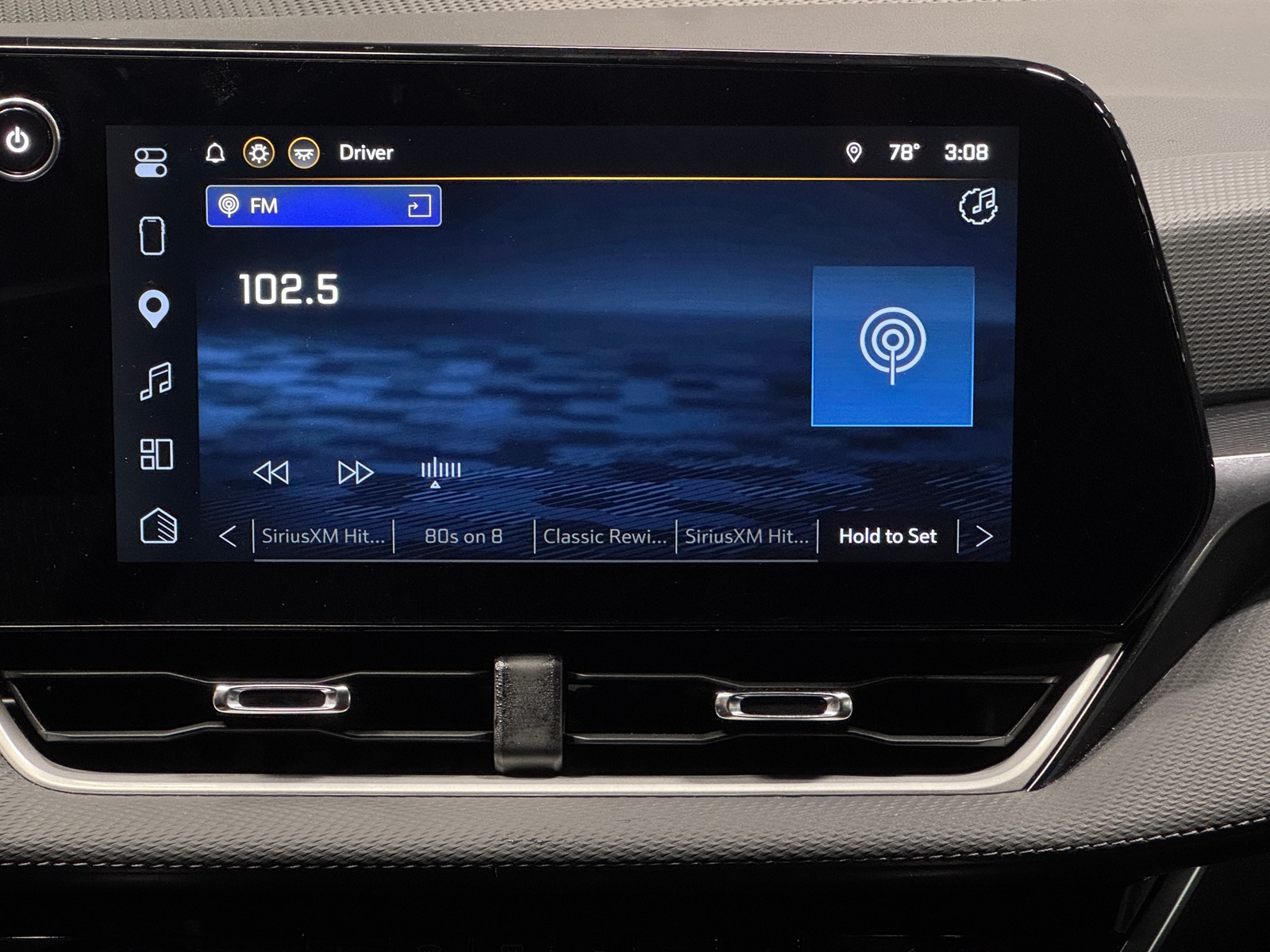 Thumbnail: 2026 Chevrolet Equinox - 4