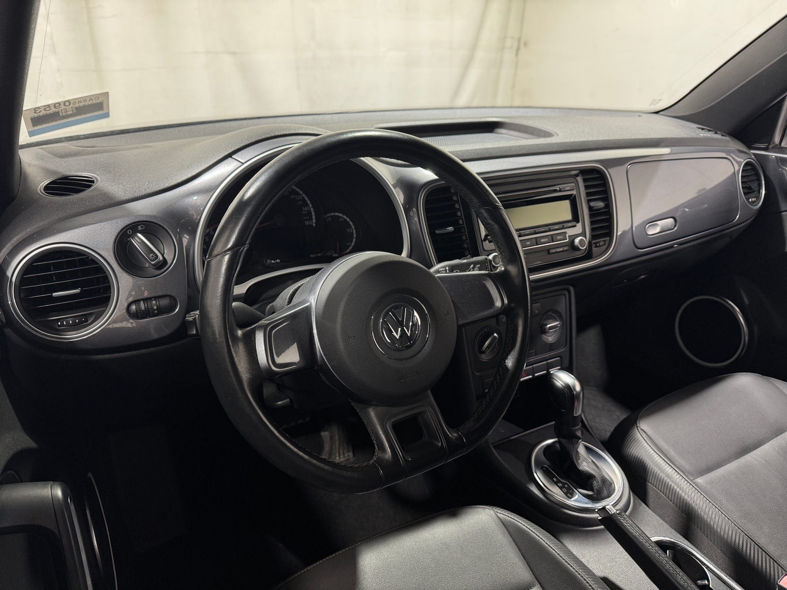 Thumbnail: 2013 Volkswagen Beetle - 3