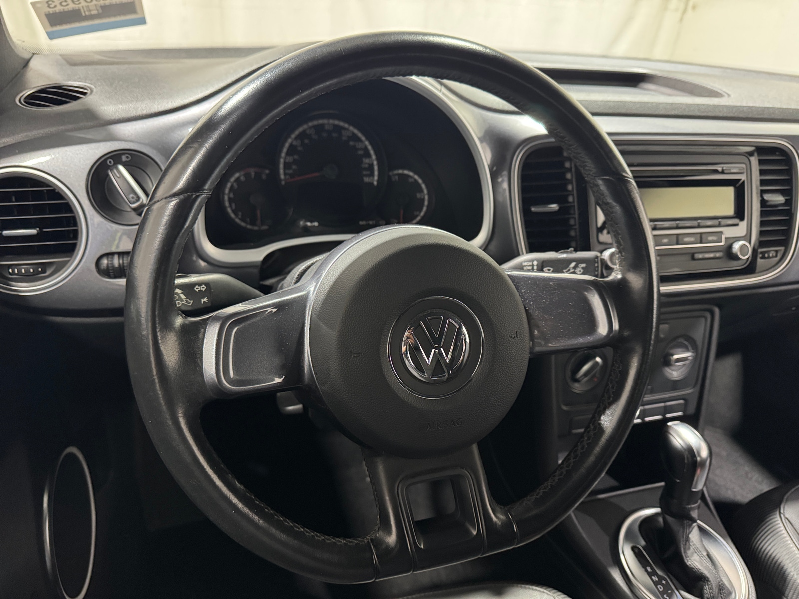 Thumbnail: 2013 Volkswagen Beetle - 5