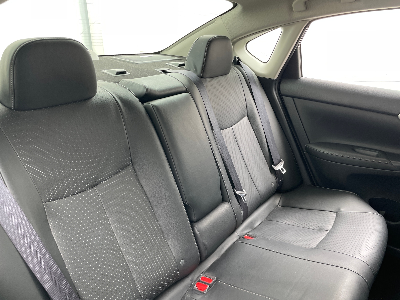 Thumbnail: 2015 Nissan Sentra - 5