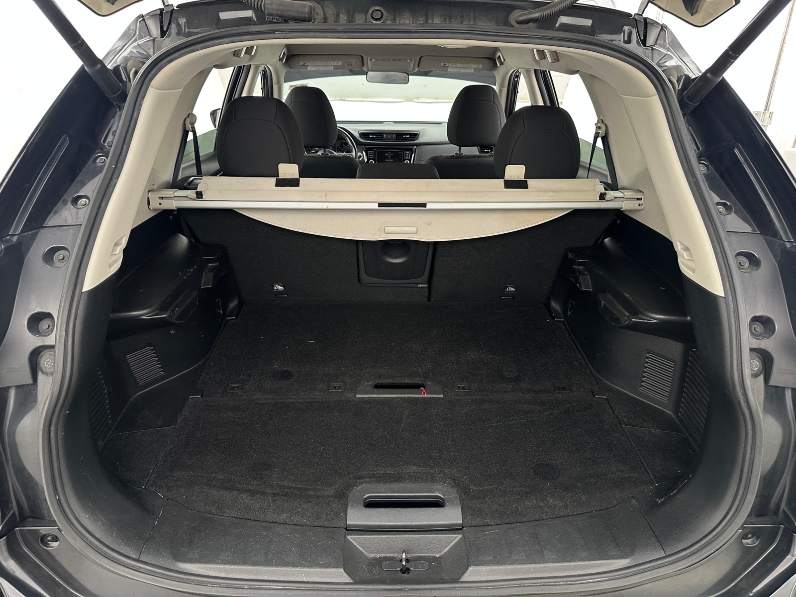 Thumbnail: 2018 Nissan Rogue - 7