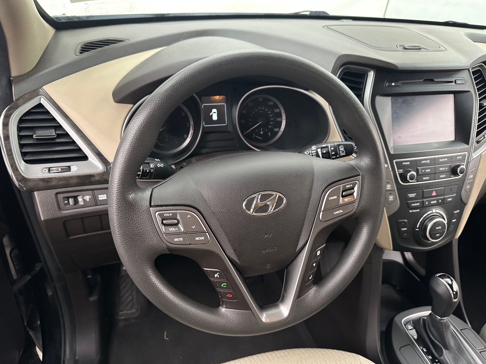 Thumbnail: 2017 Hyundai Santa Fe - 5