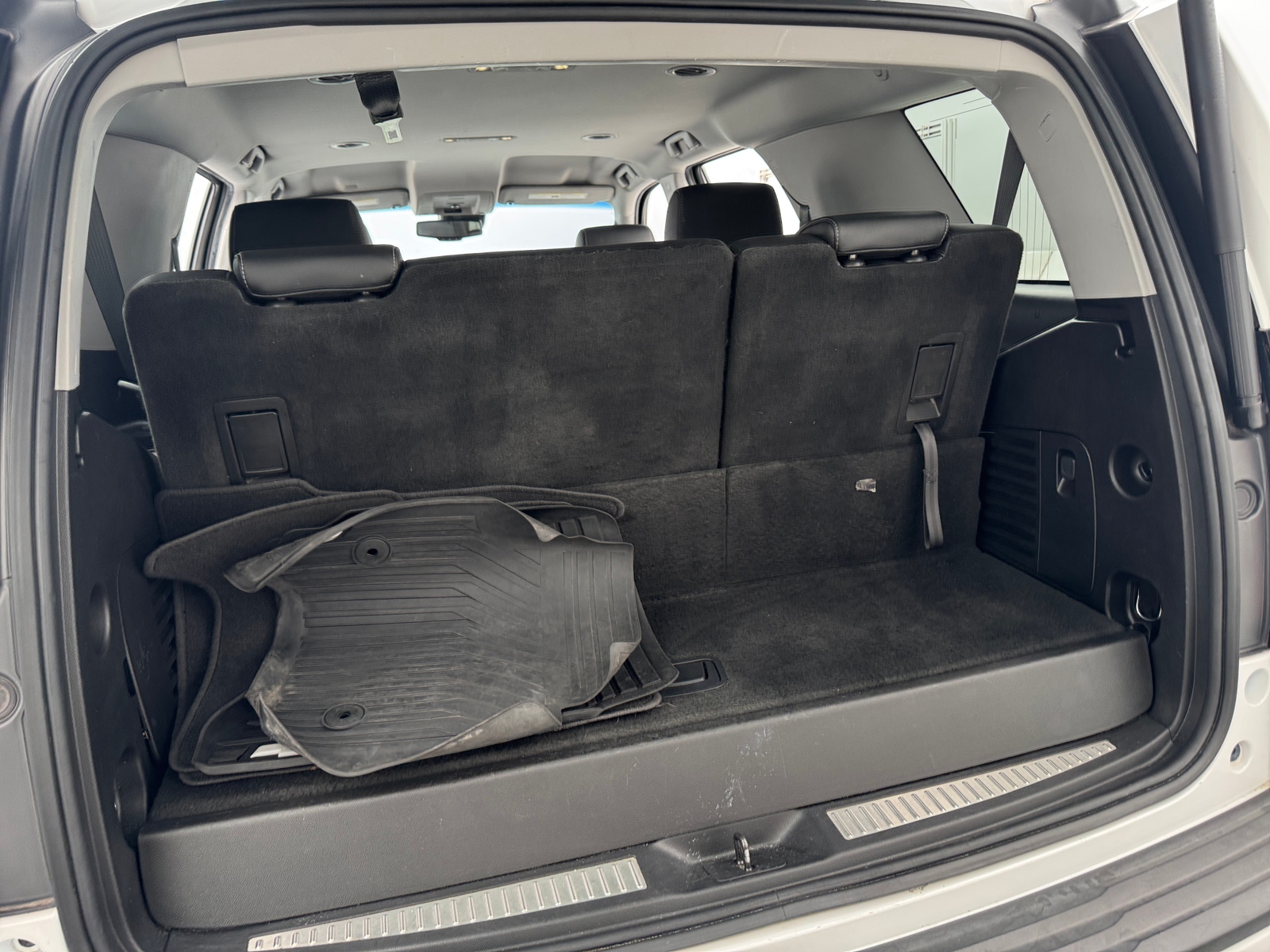 Thumbnail: 2019 Chevrolet Tahoe - 6