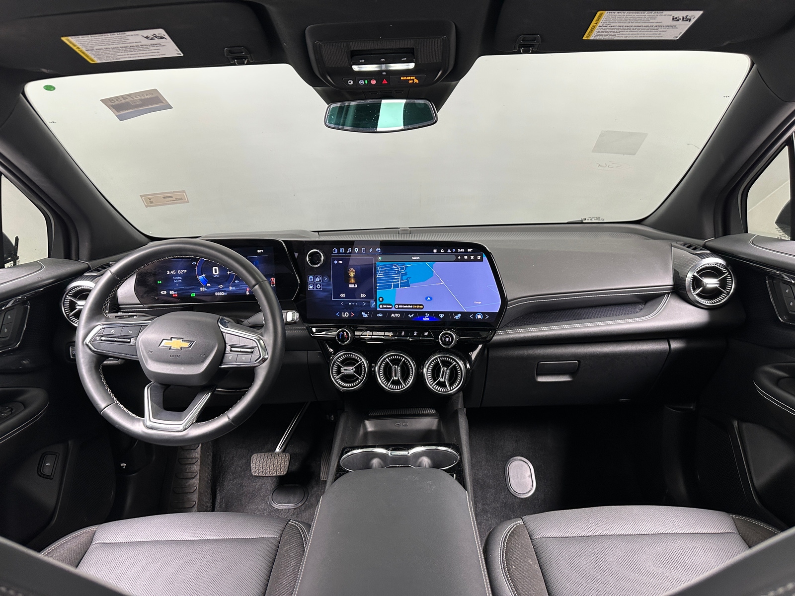 Thumbnail: 2024 Chevrolet Blazer EV - 3