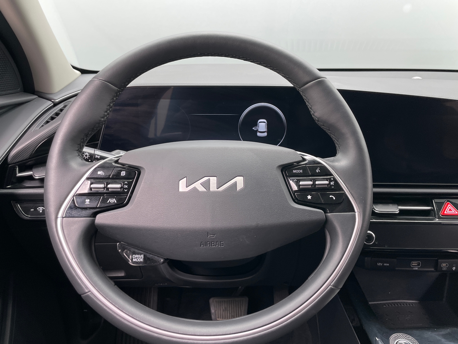 Thumbnail: 2024 Kia Niro - 5