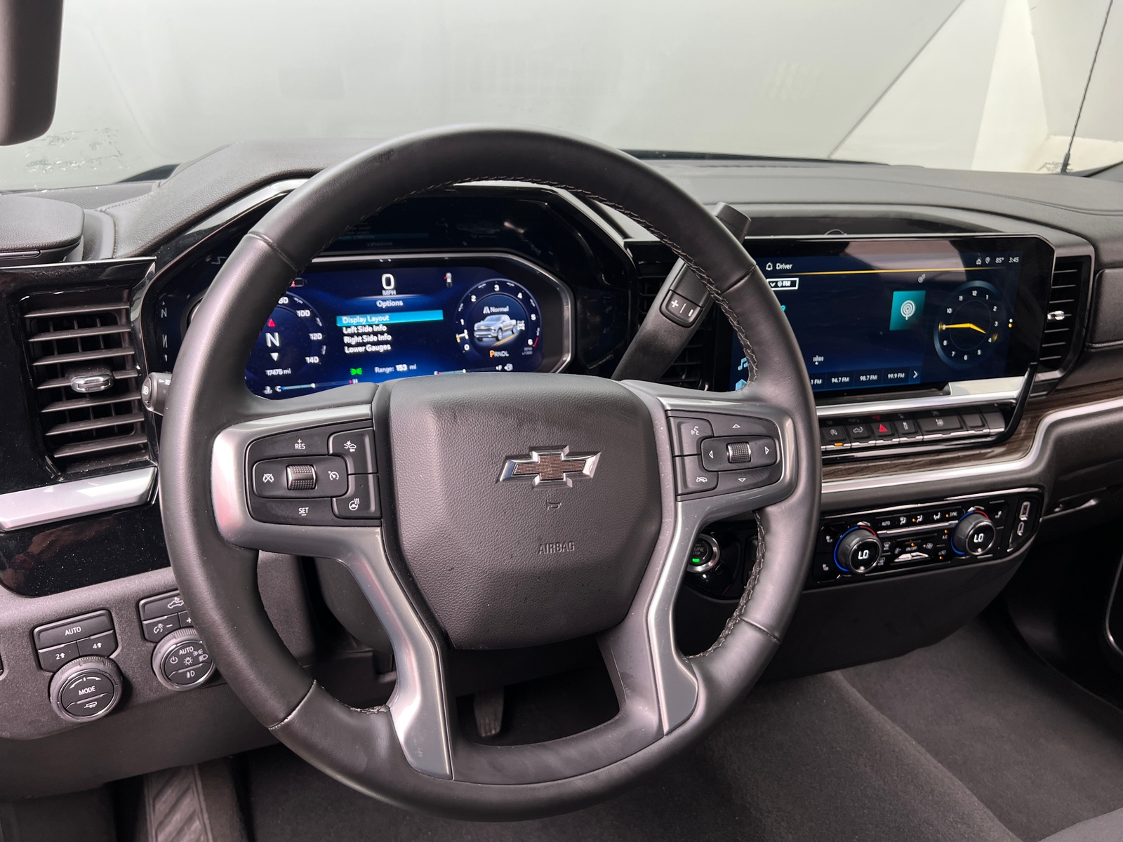 Thumbnail: 2026 Chevrolet Silverado 1500 - 5
