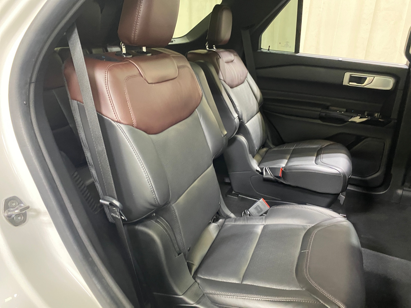 Thumbnail: 2021 Ford Explorer - 5