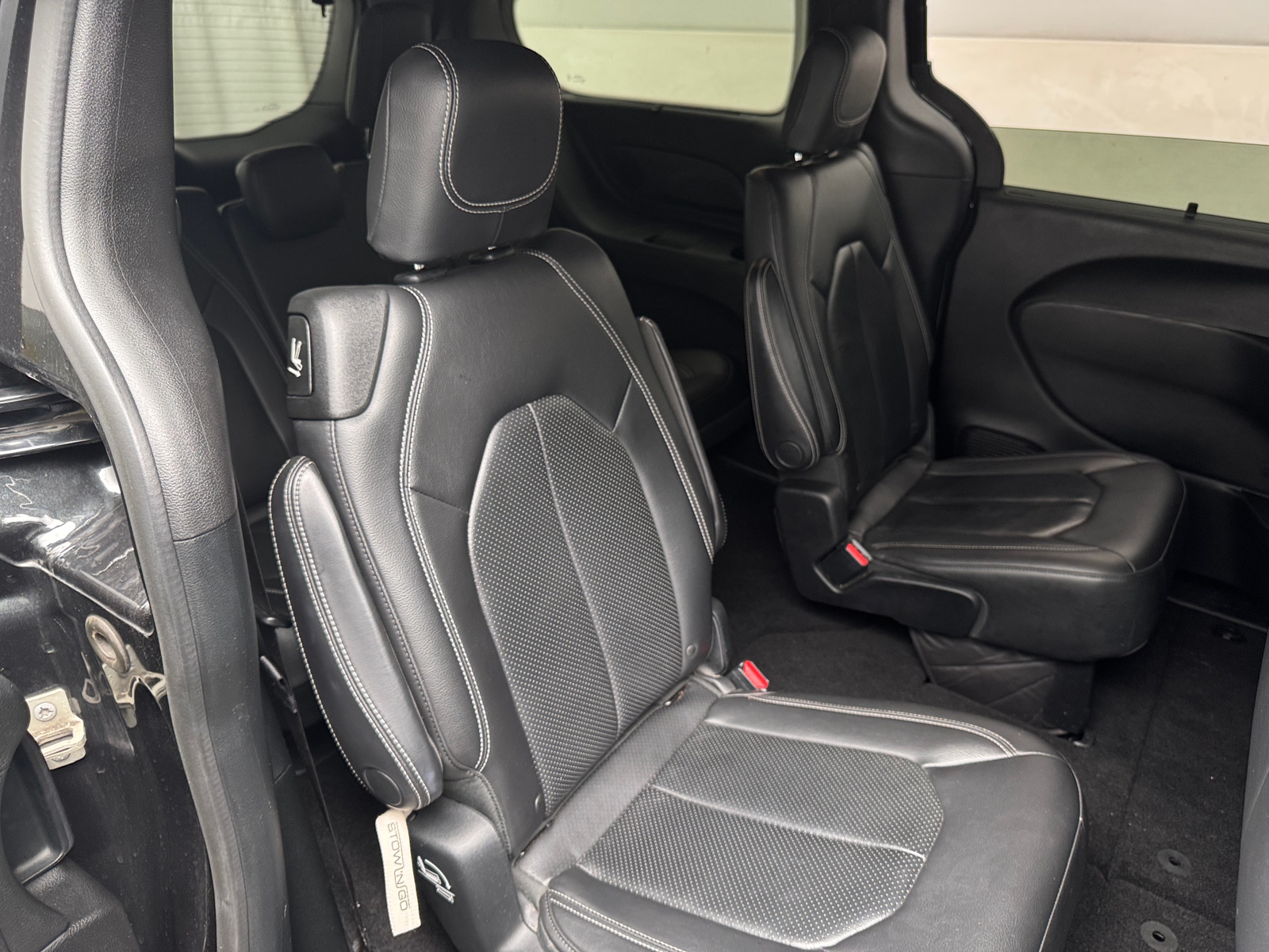 Thumbnail: 2018 Chrysler Pacifica - 5