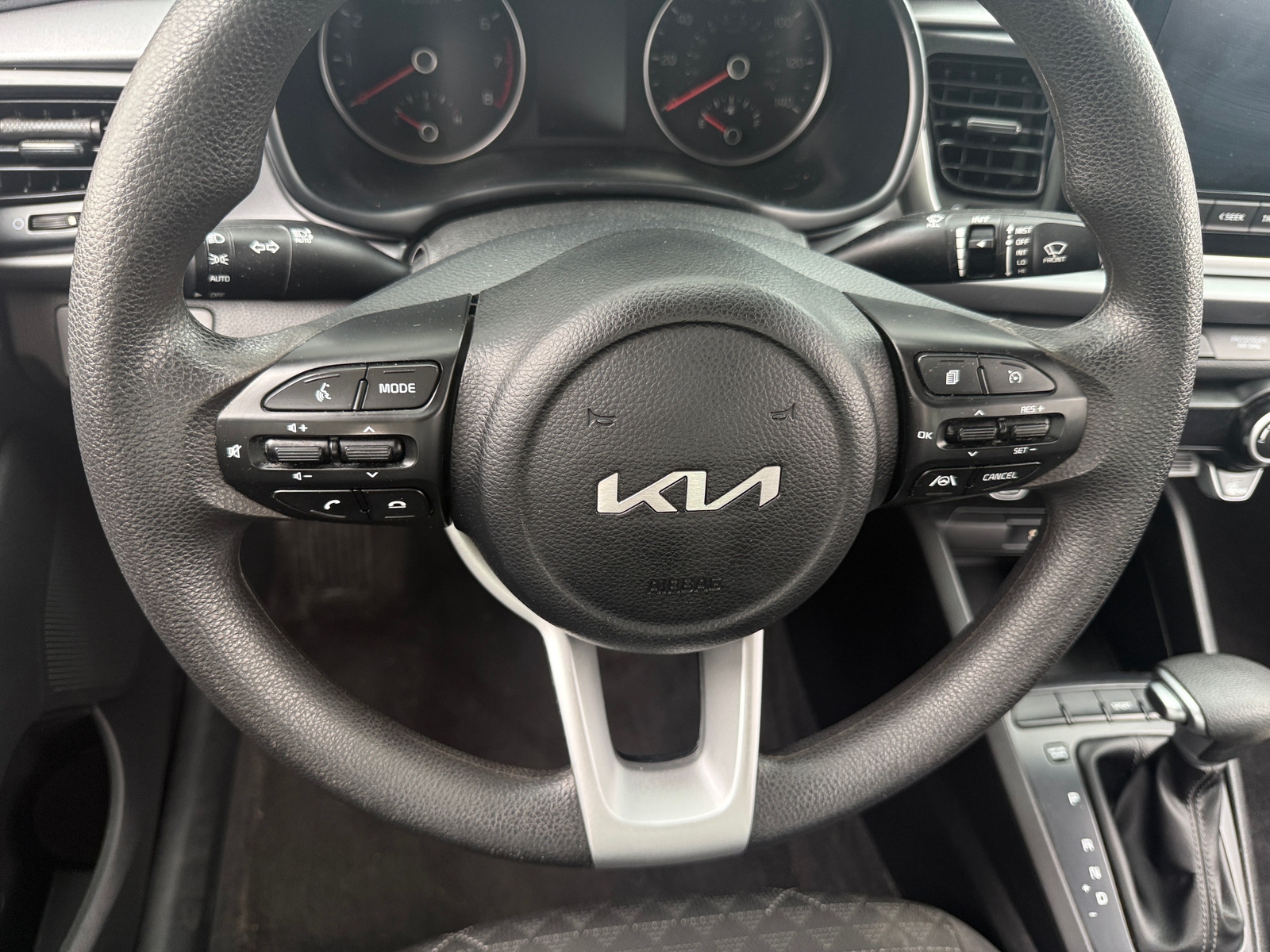 Thumbnail: 2023 Kia Rio - 5