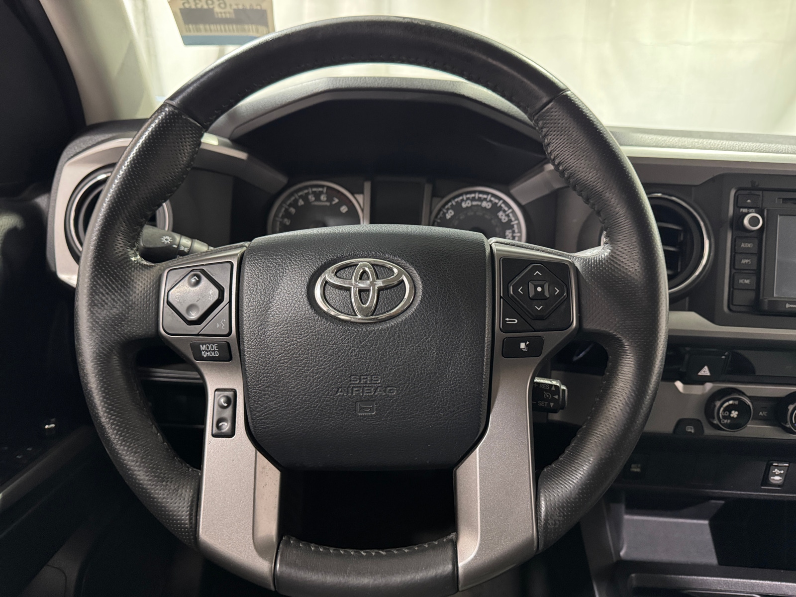 Thumbnail: 2017 Toyota Tacoma - 5