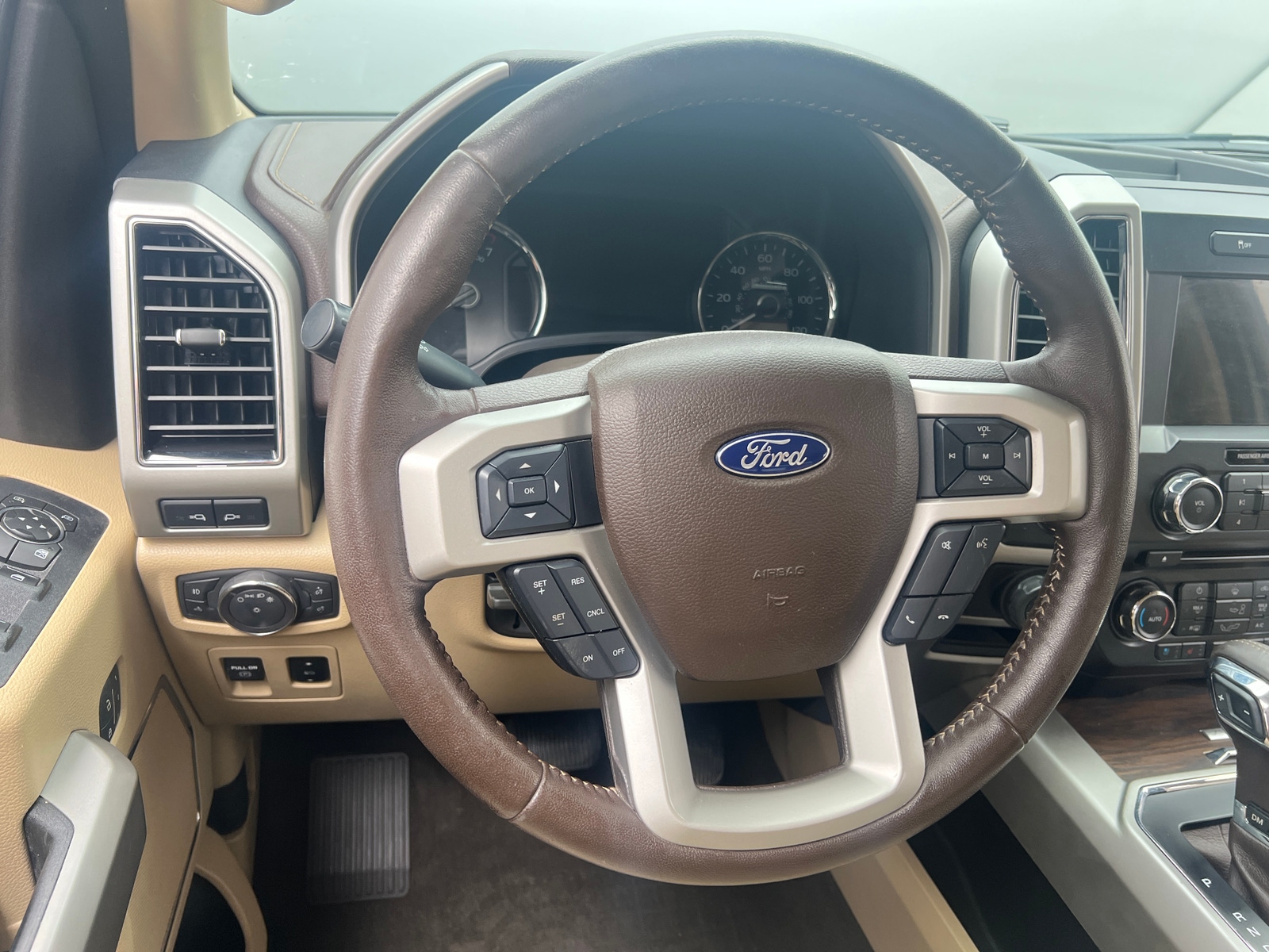Thumbnail: 2018 Ford Econoline - 4