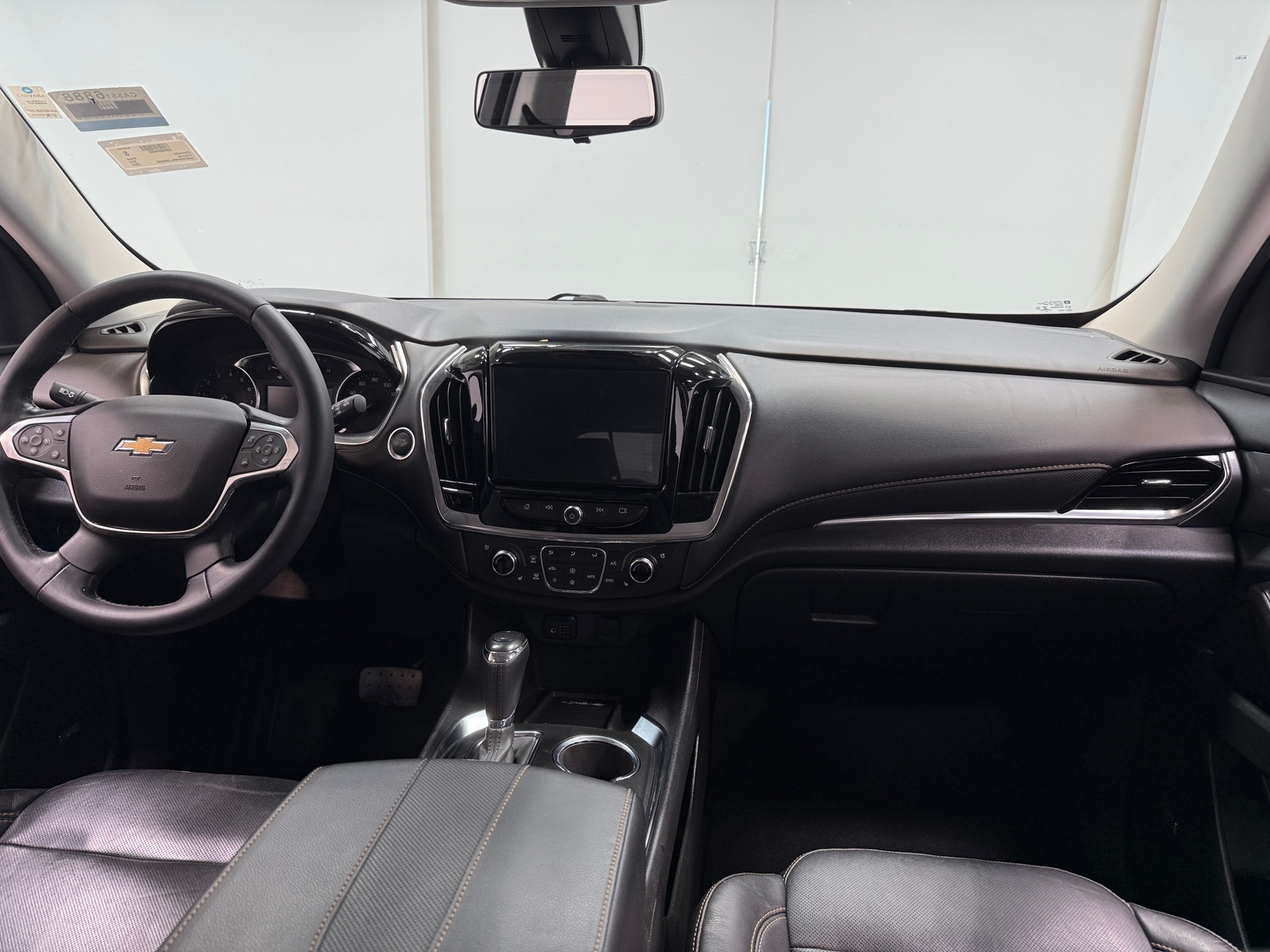 Thumbnail: 2020 Chevrolet Traverse - 2