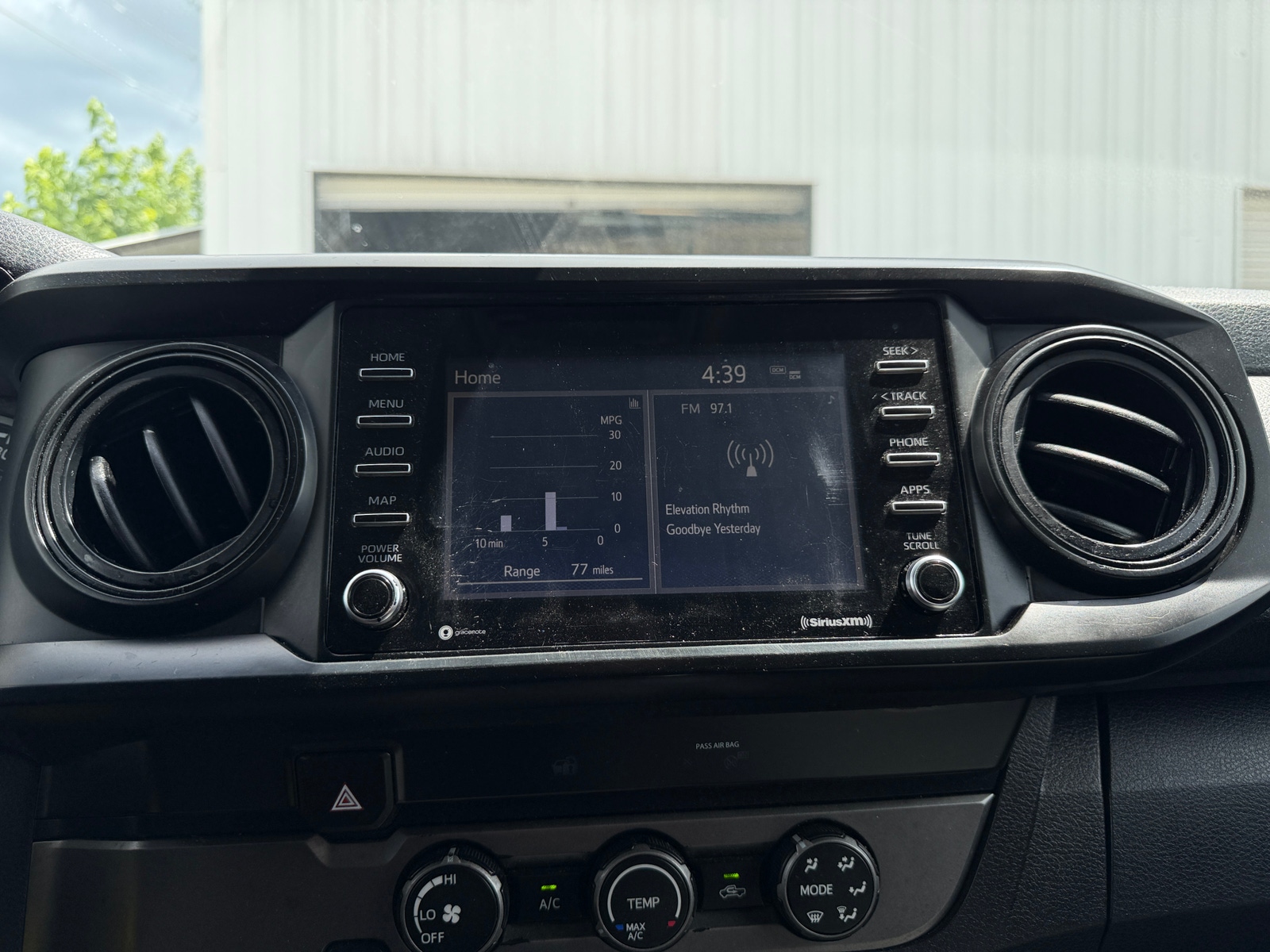 Thumbnail: 2021 Toyota Tacoma - 4