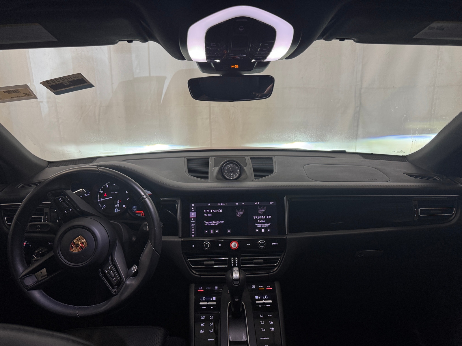 Thumbnail: 2023 Porsche Macan - 2