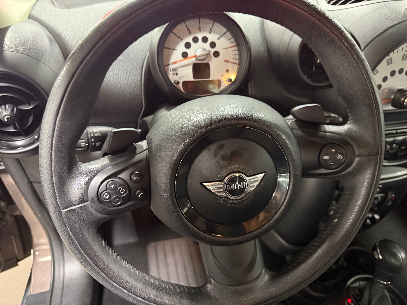 Thumbnail: 2013 MINI Cooper Countryman - 4