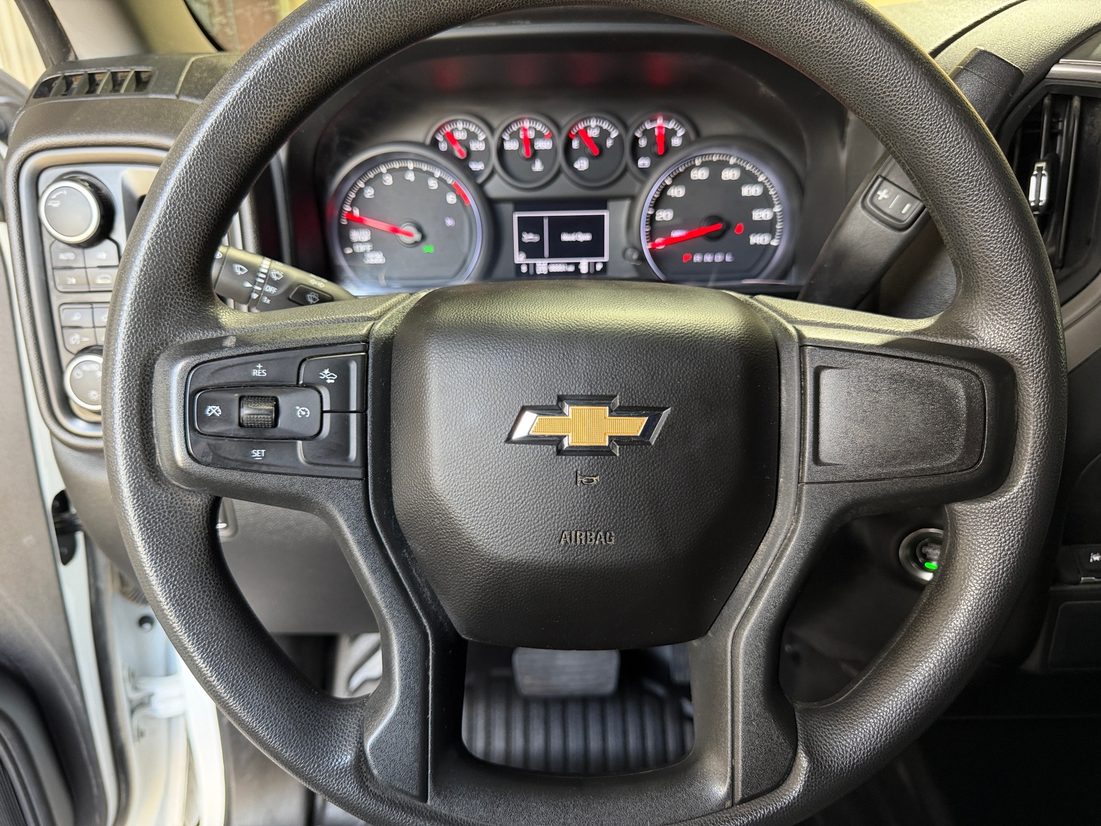 Thumbnail: 2023 Chevrolet Silverado 1500 - 5