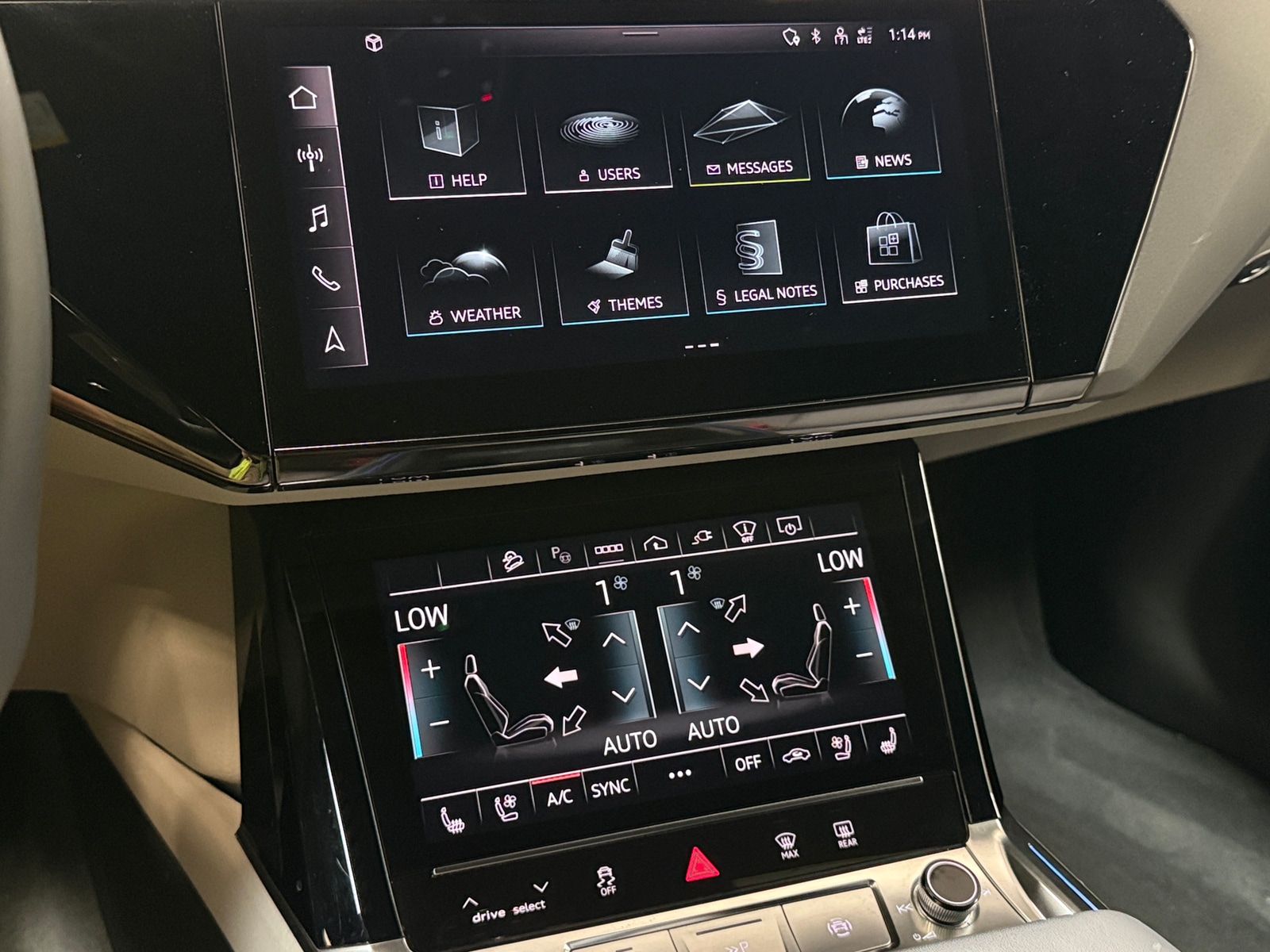 Thumbnail: 2024 Audi Q8 e-tron - 3
