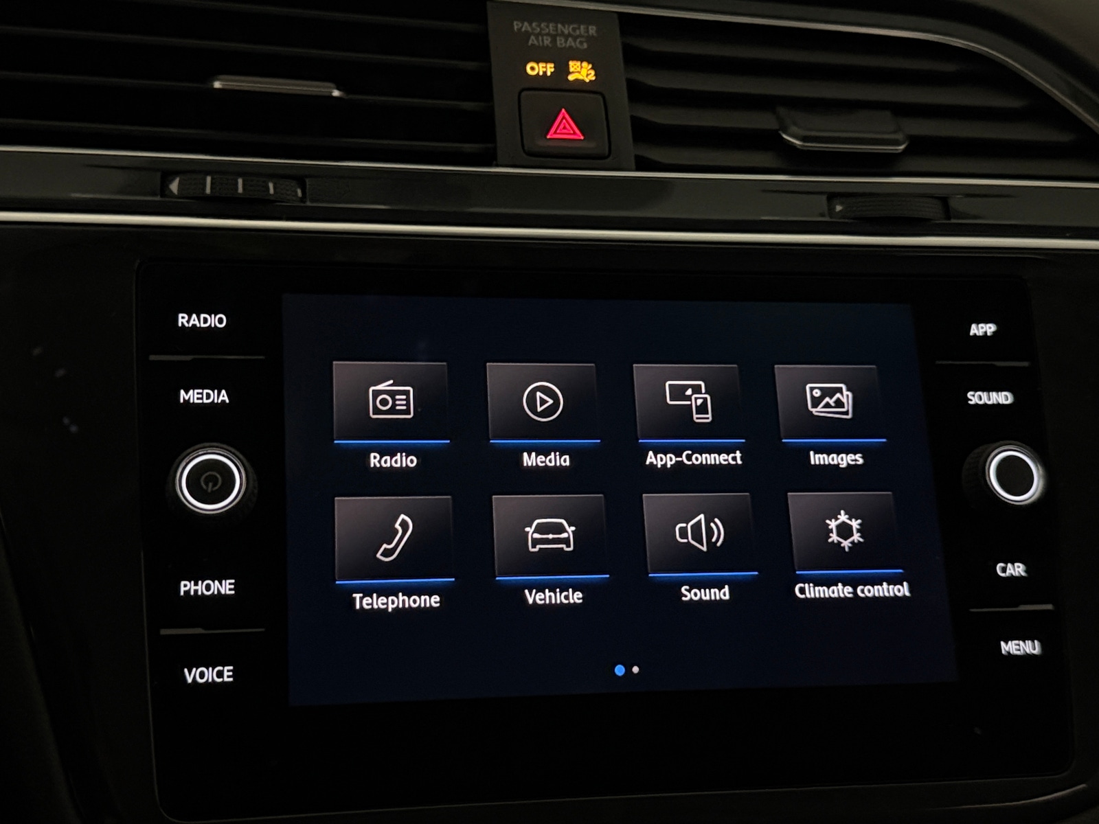 Thumbnail: 2019 Volkswagen Tiguan - 3